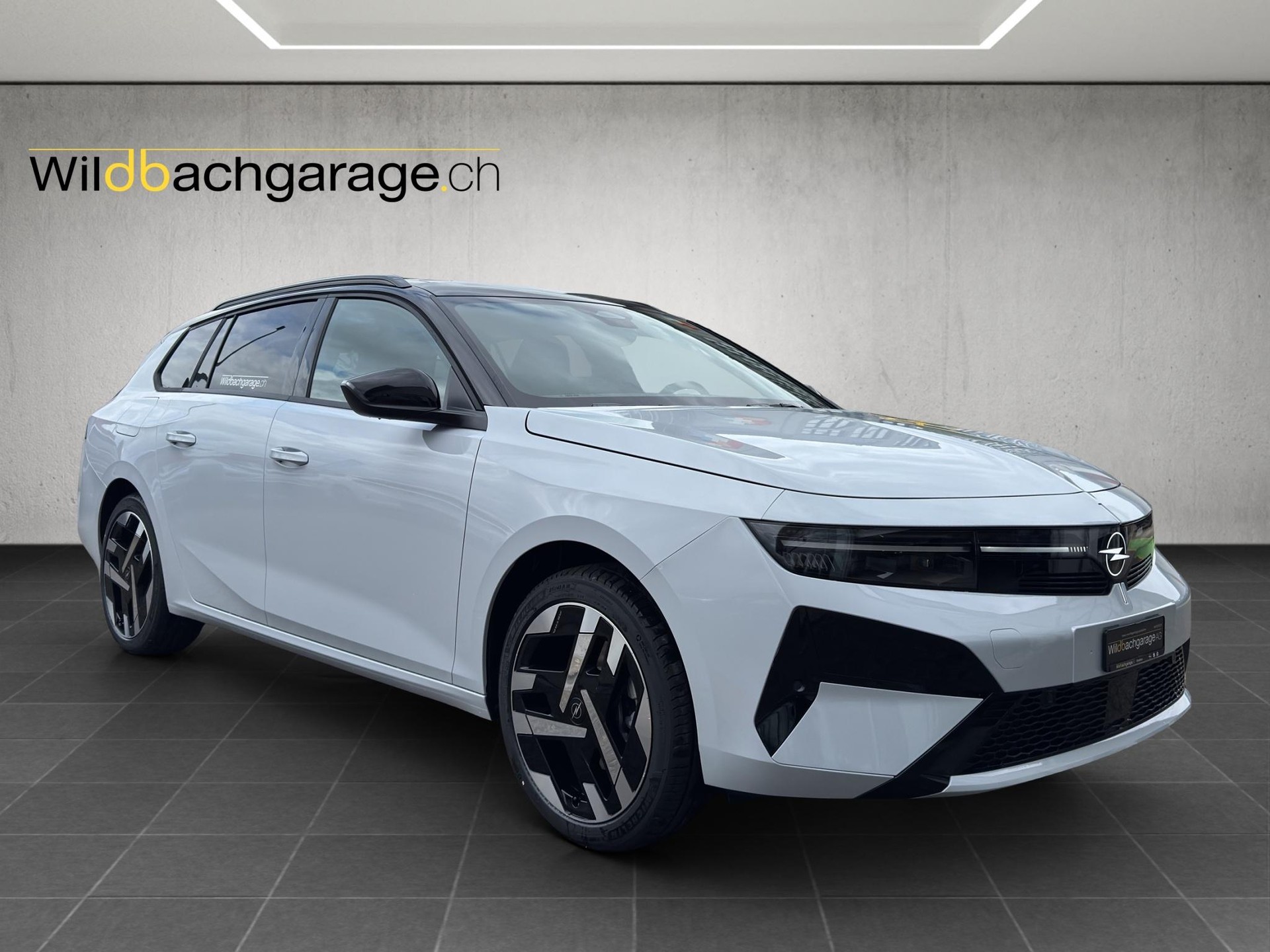 OPEL Astra-e Sports Tourer Ultimate-image-6