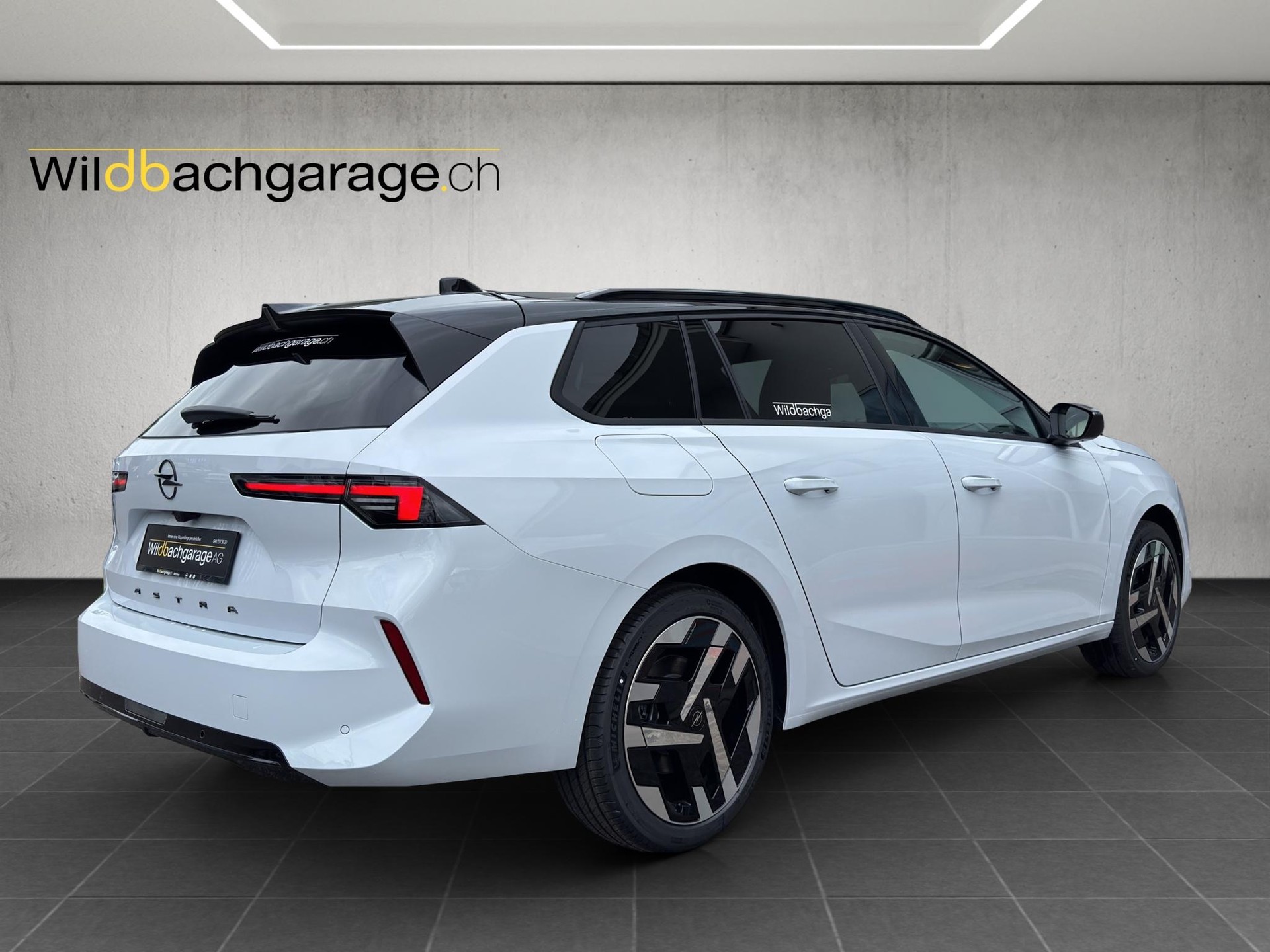 OPEL Astra-e Sports Tourer Ultimate-image-4