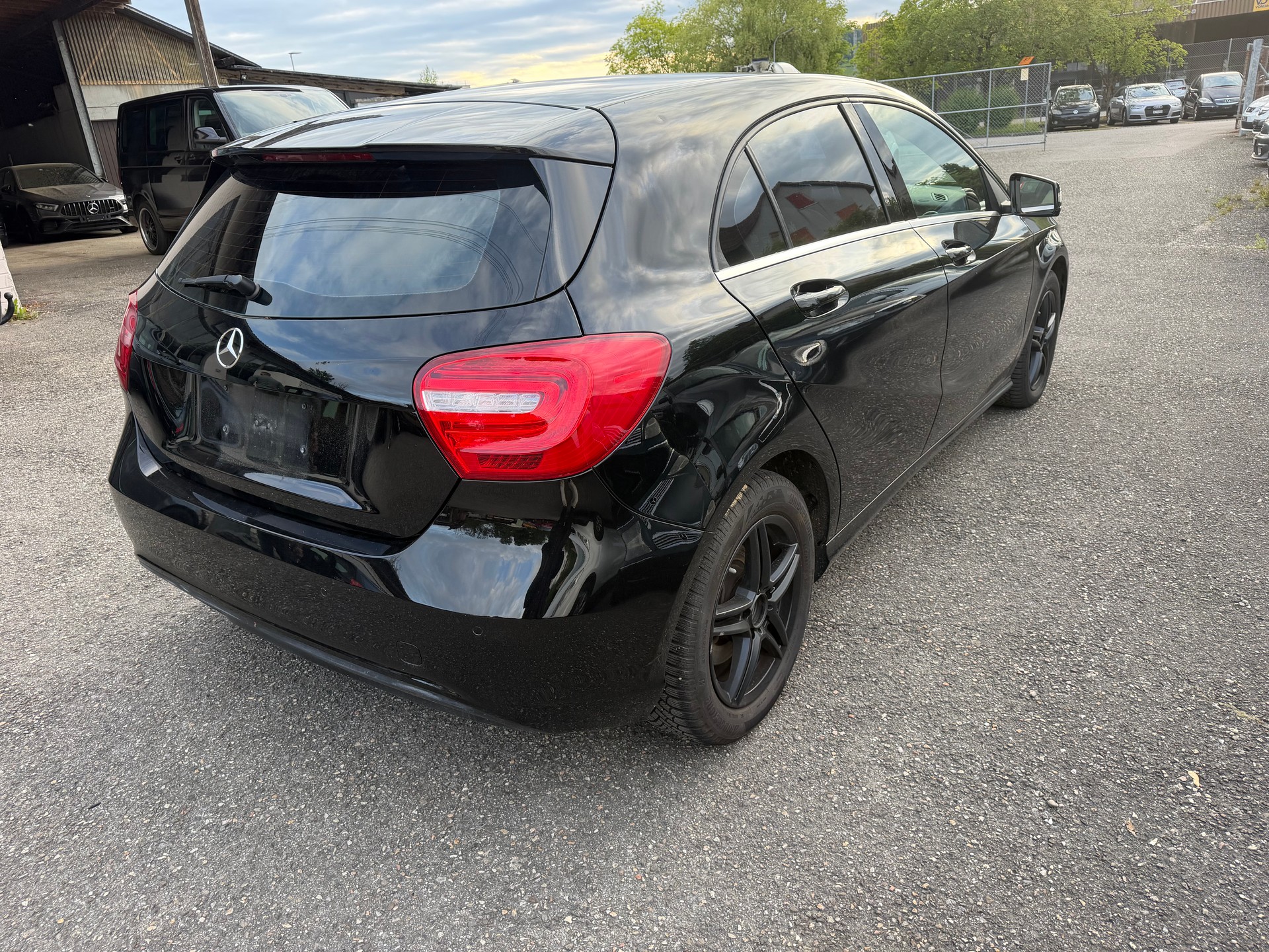 MERCEDES-BENZ A 200 CDI Style 7G-DCT-image-5