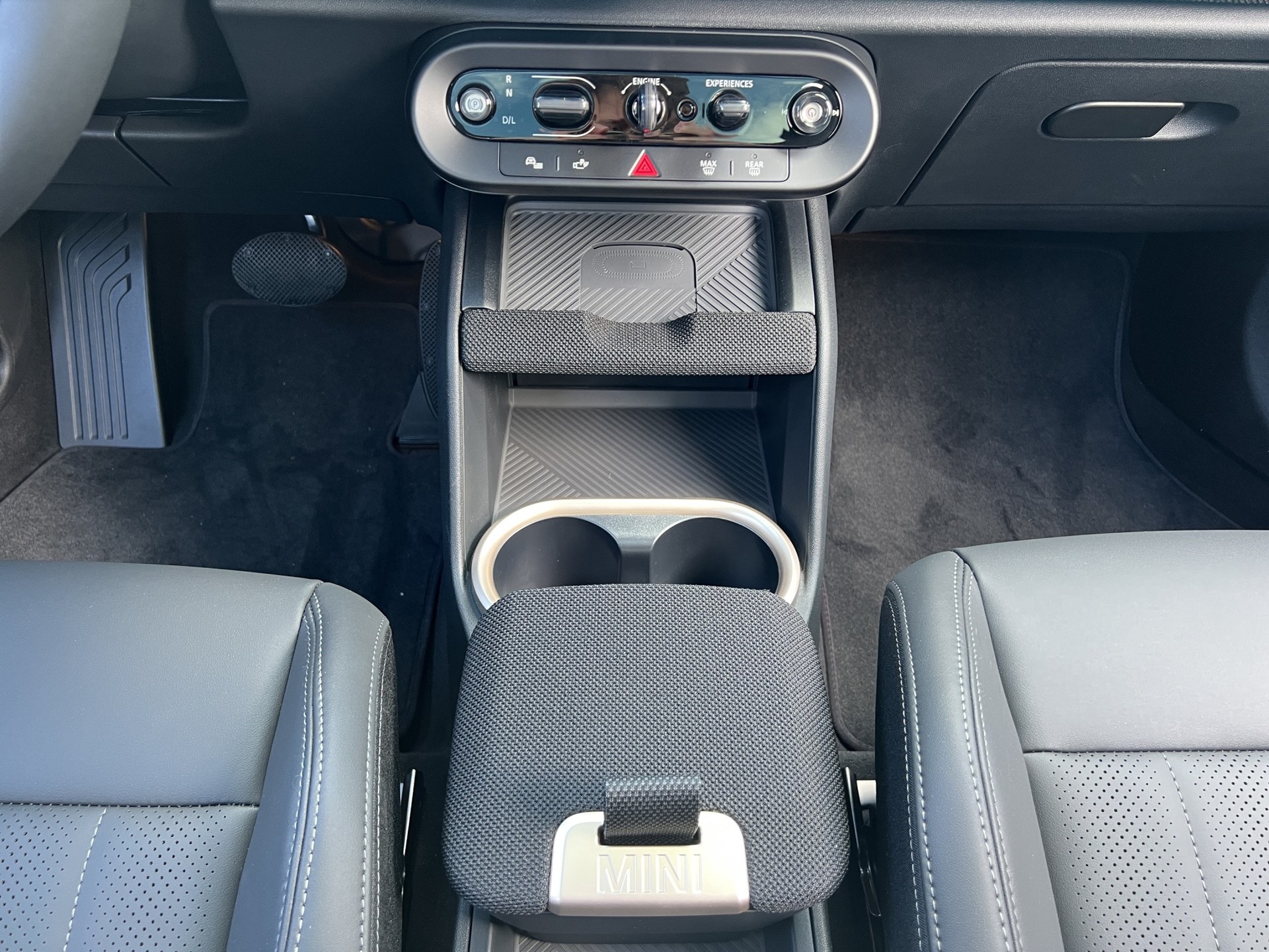MINI Countryman S ALL4 Steptronic-image-12