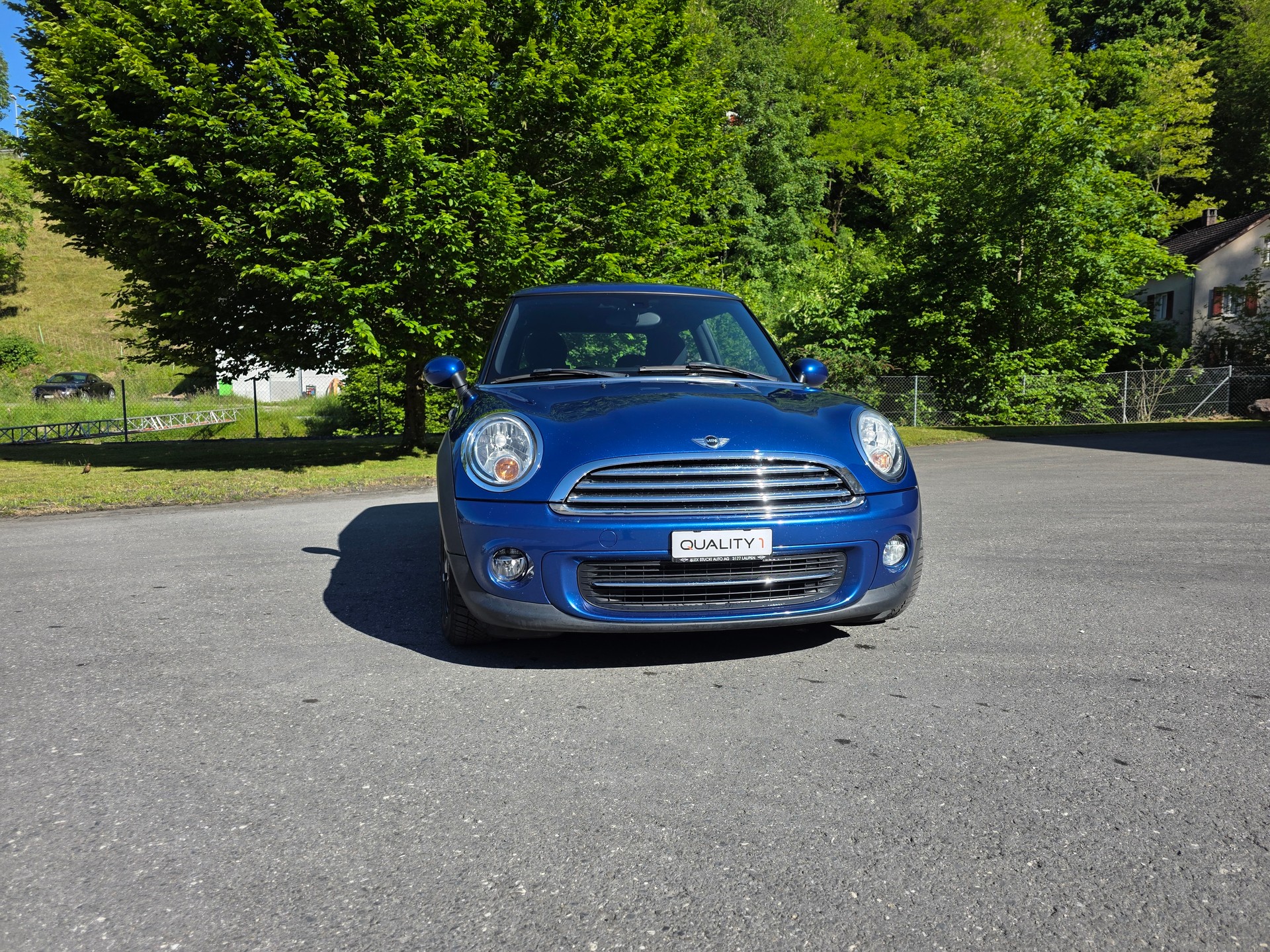 MINI Cooper Steptronic-showroom-element-1