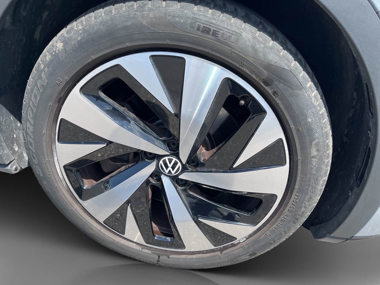 VW ID.5 Pro Performance 77 kWh-image-13