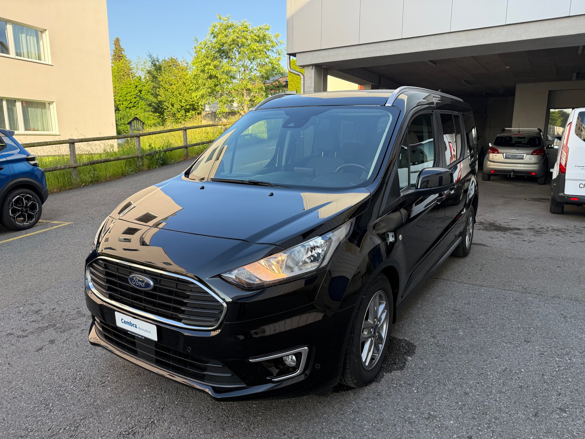 FORD Grand Tourneo Connect 1.5 EcoBlue Titanium Automat