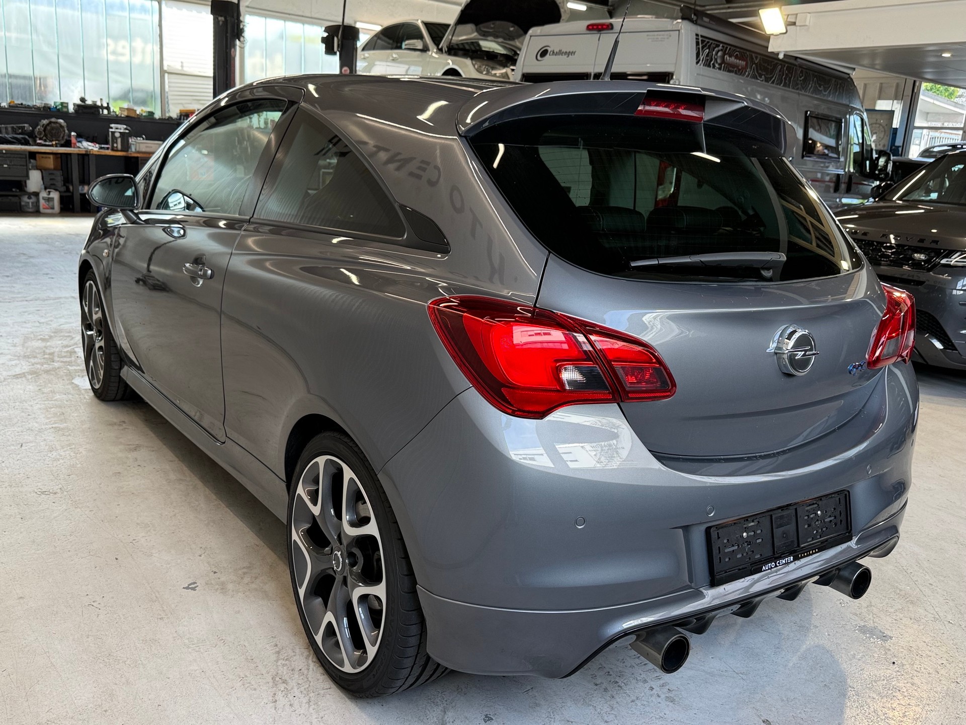 OPEL Corsa 1.6 Turbo OPC-image-5
