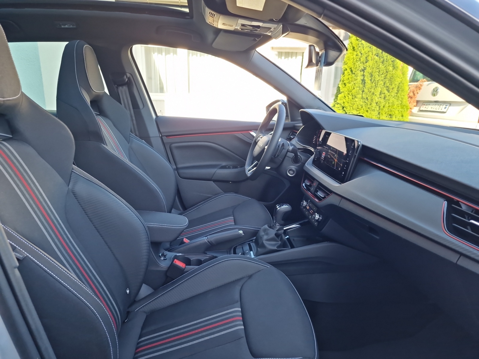 SKODA Kamiq 1.5 TSI Monte Carlo DSG Panorama AHK-image-20