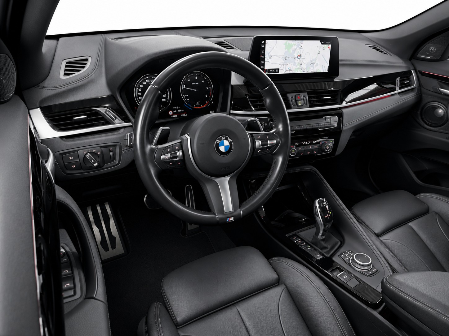 BMW X2 20d xDrive SAG CH FAHRZEUG-image-10