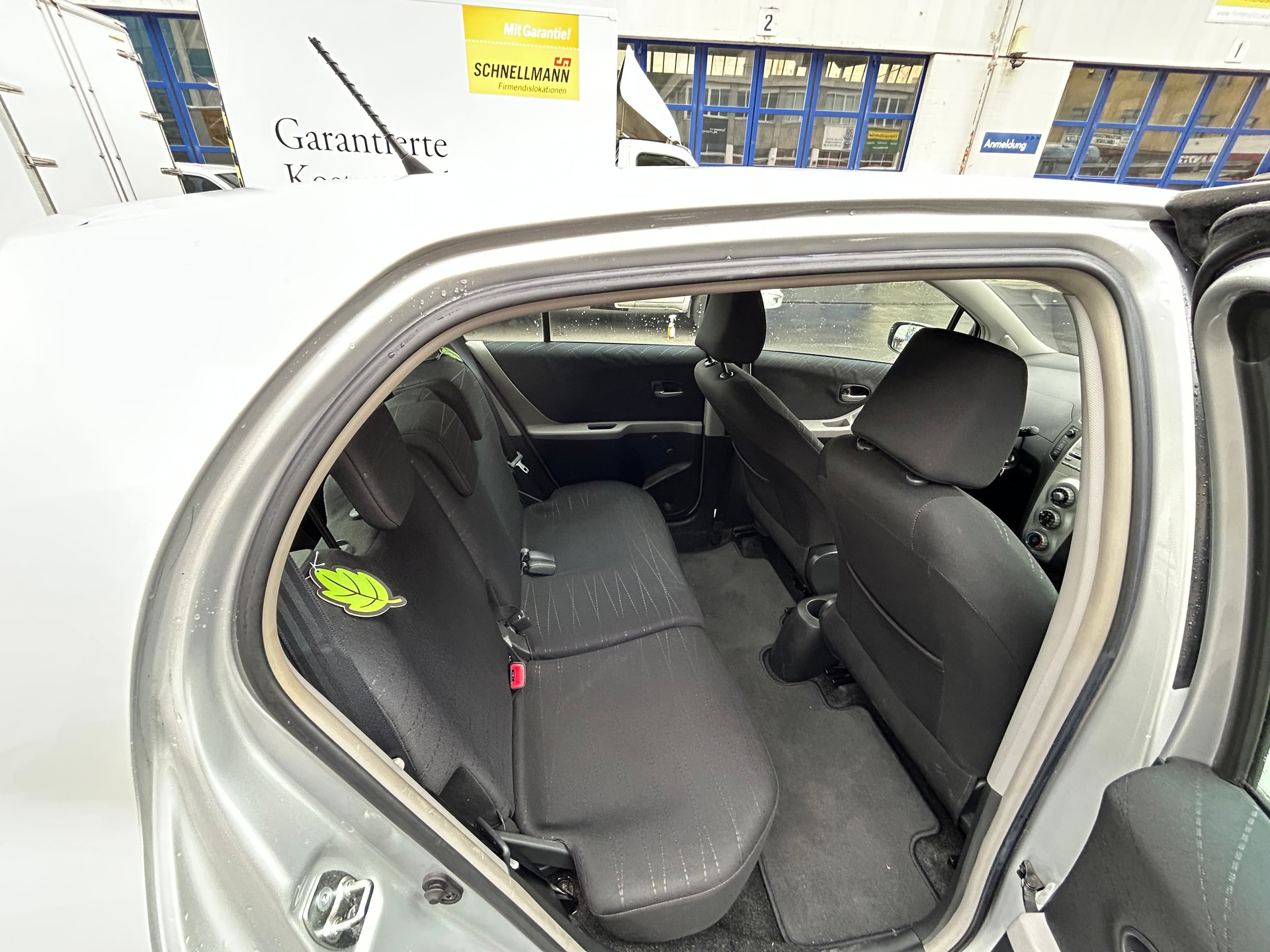 TOYOTA Yaris 1.3 City Multimode-image-9