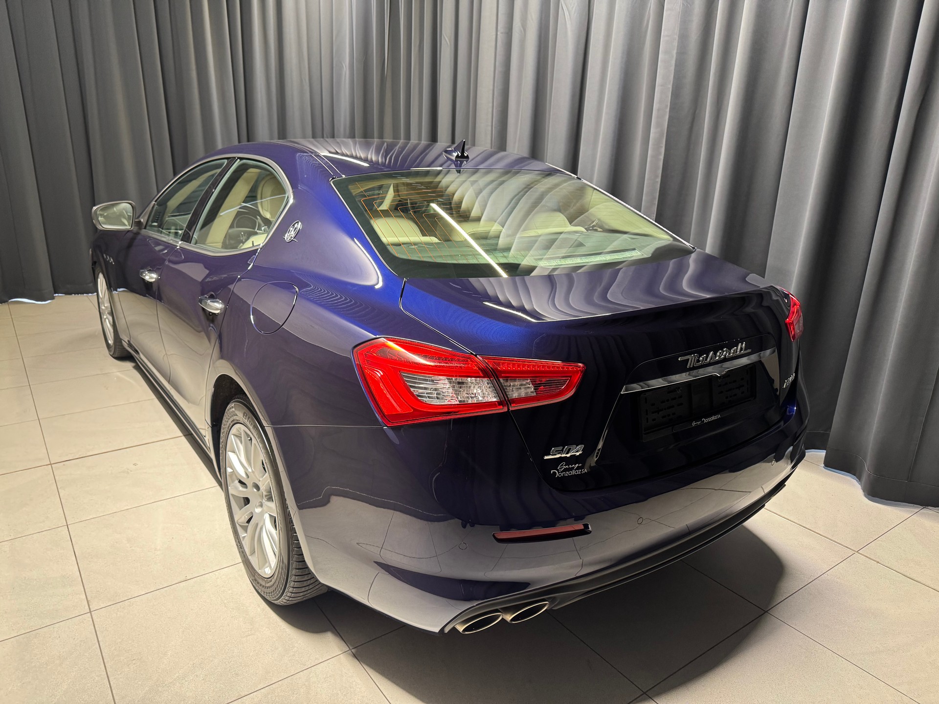 MASERATI Ghibli S Q4 3.0 GranLusso Automatica(M)(8)-showroom-element-3