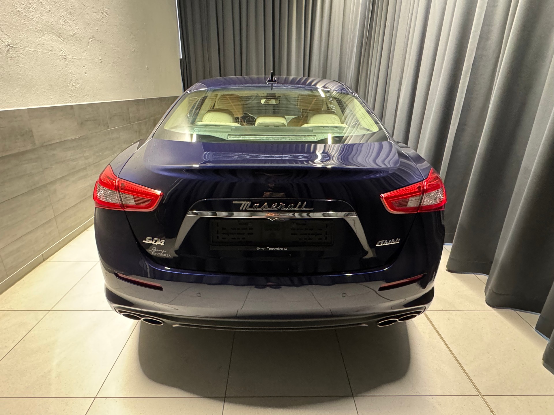 MASERATI Ghibli S Q4 3.0 GranLusso Automatica(M)(8)-image-4