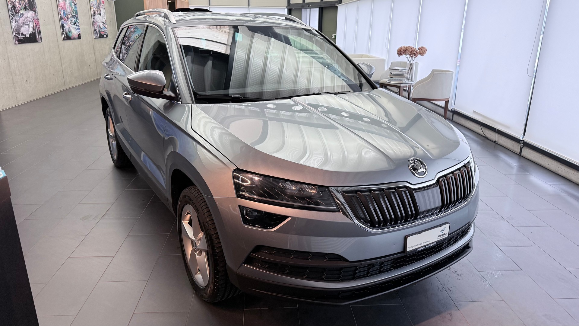 SKODA Karoq 1.6 TDI Smile DSG-image-23