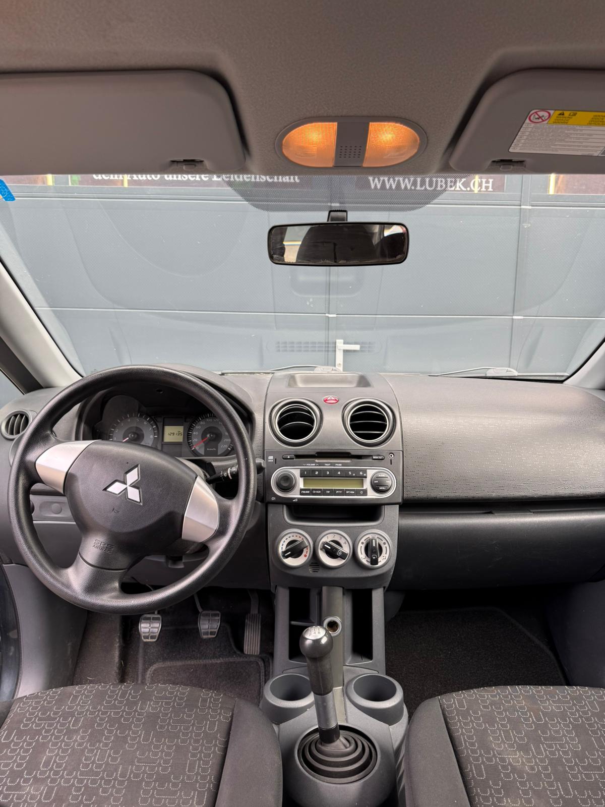MITSUBISHI Colt 1.1 12V Super Jubilé-image-4
