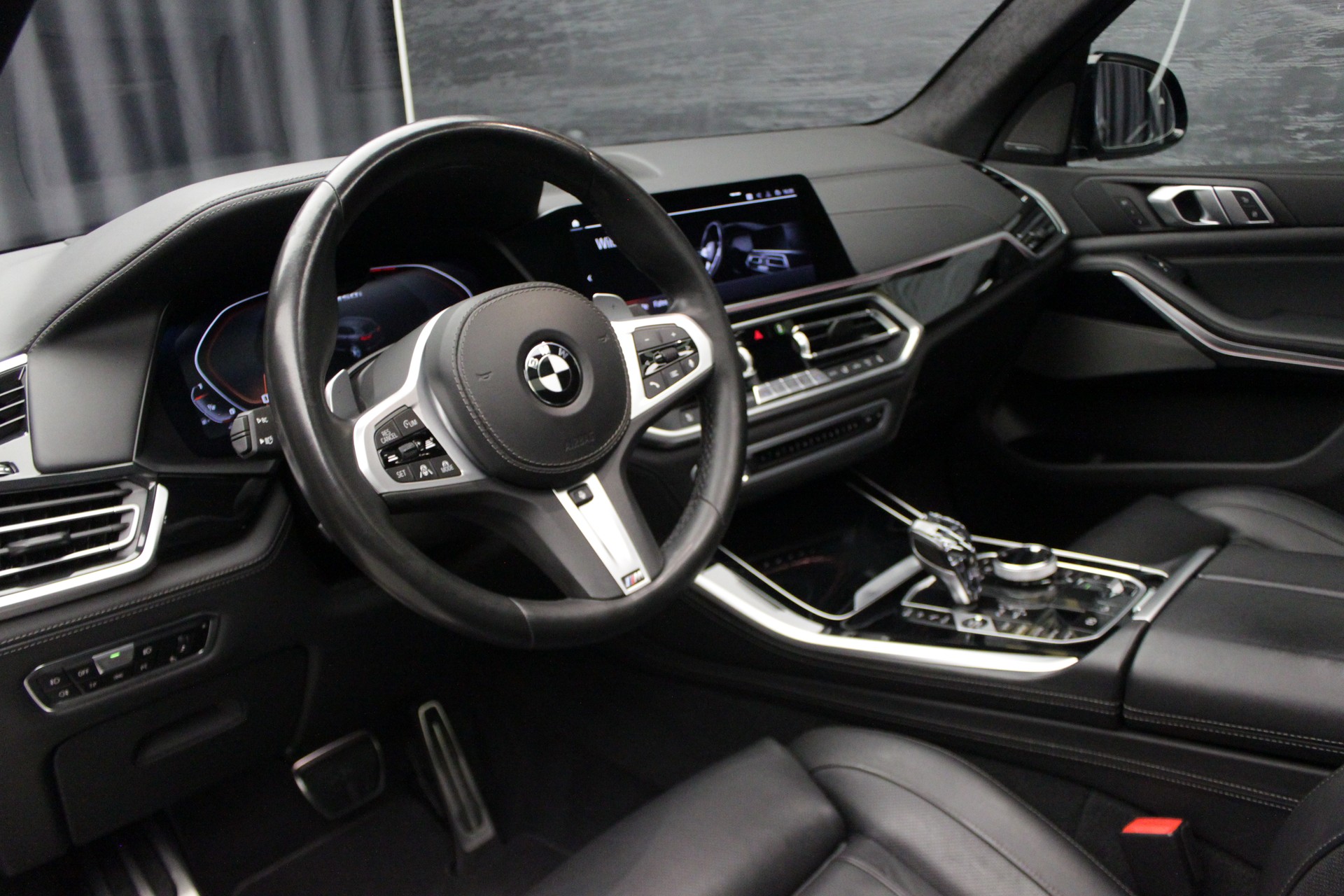 BMW X5 xDrive M50i Steptronic-image-20