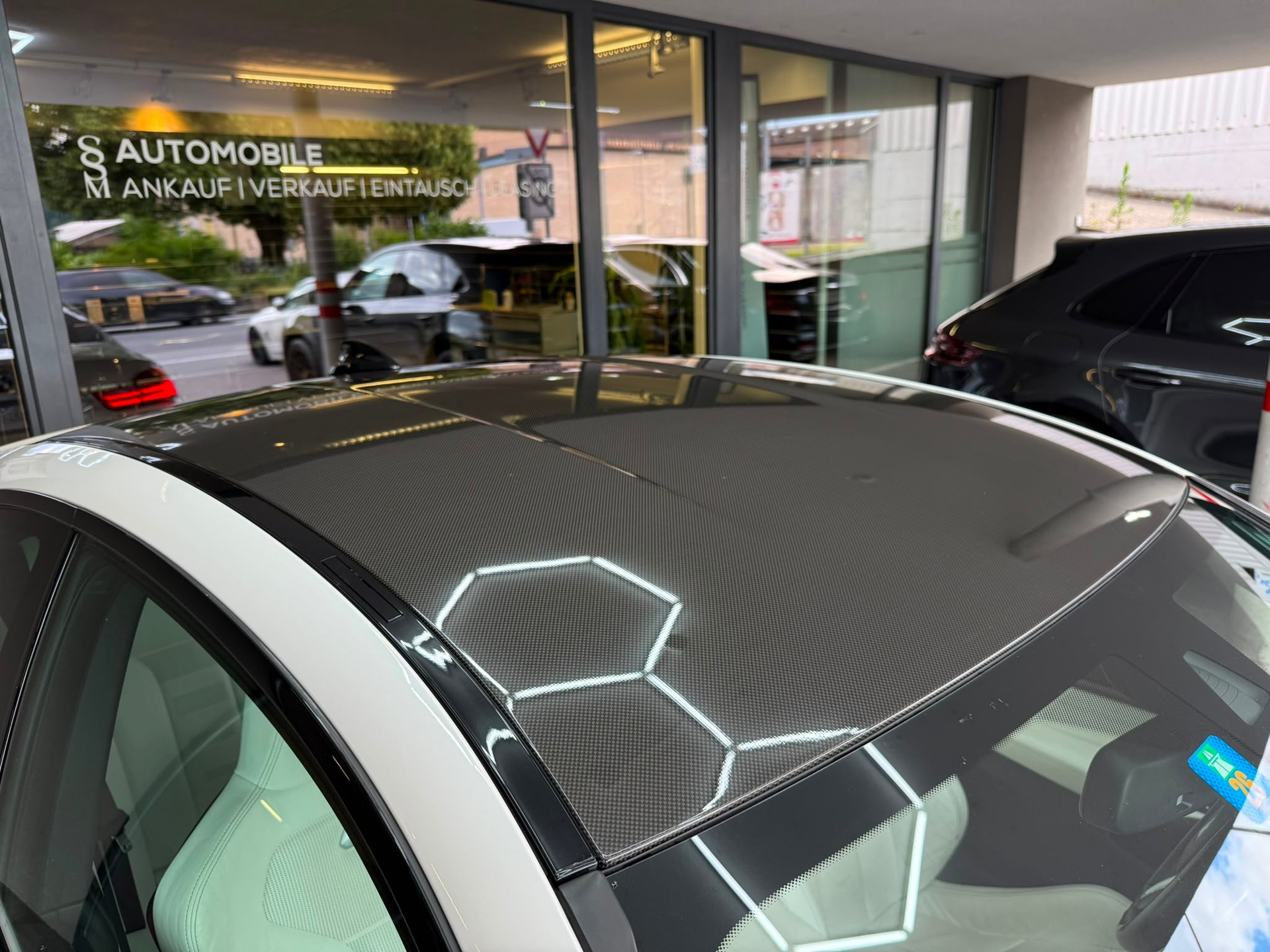 BMW M4 *HUD* *Harman/ Kardon* *360 Kamera* *Perlmuttweiss* *Original Zustand* Coupé DKG-image-12