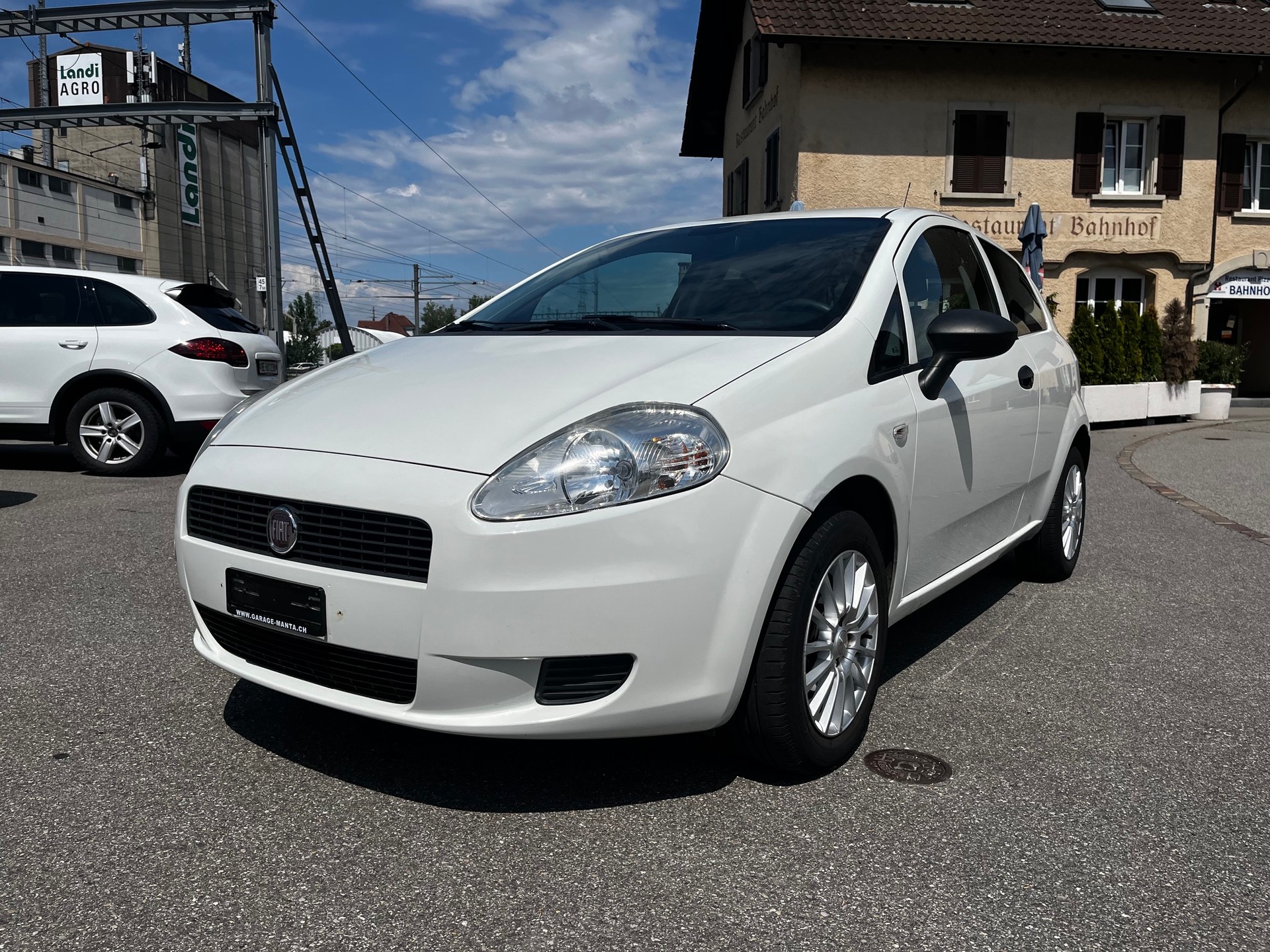 FIAT Punto 1.2 Actual-image-1