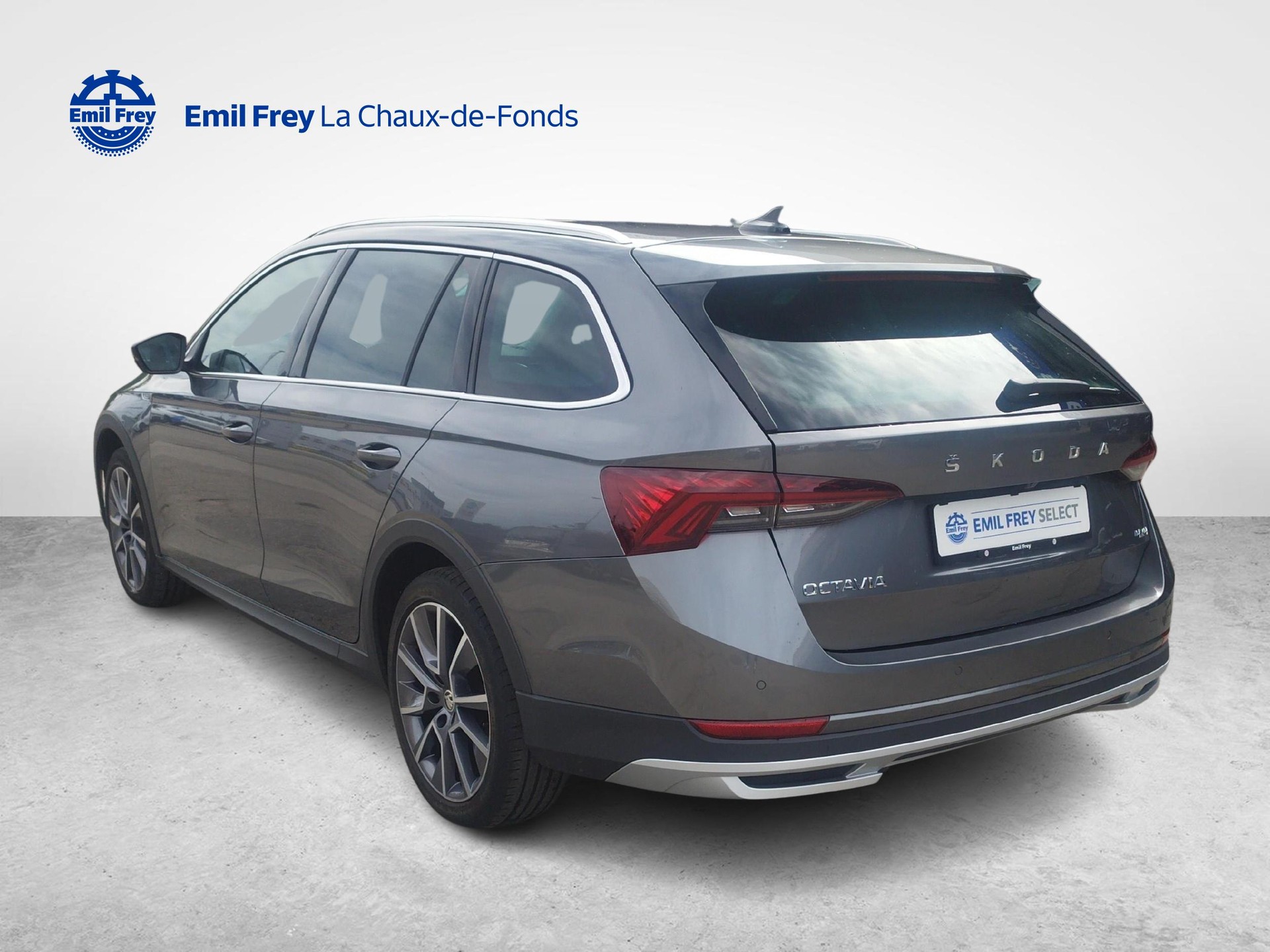 SKODA Octavia Scout 2.0 TSI 4x4 DSG-showroom-element-2