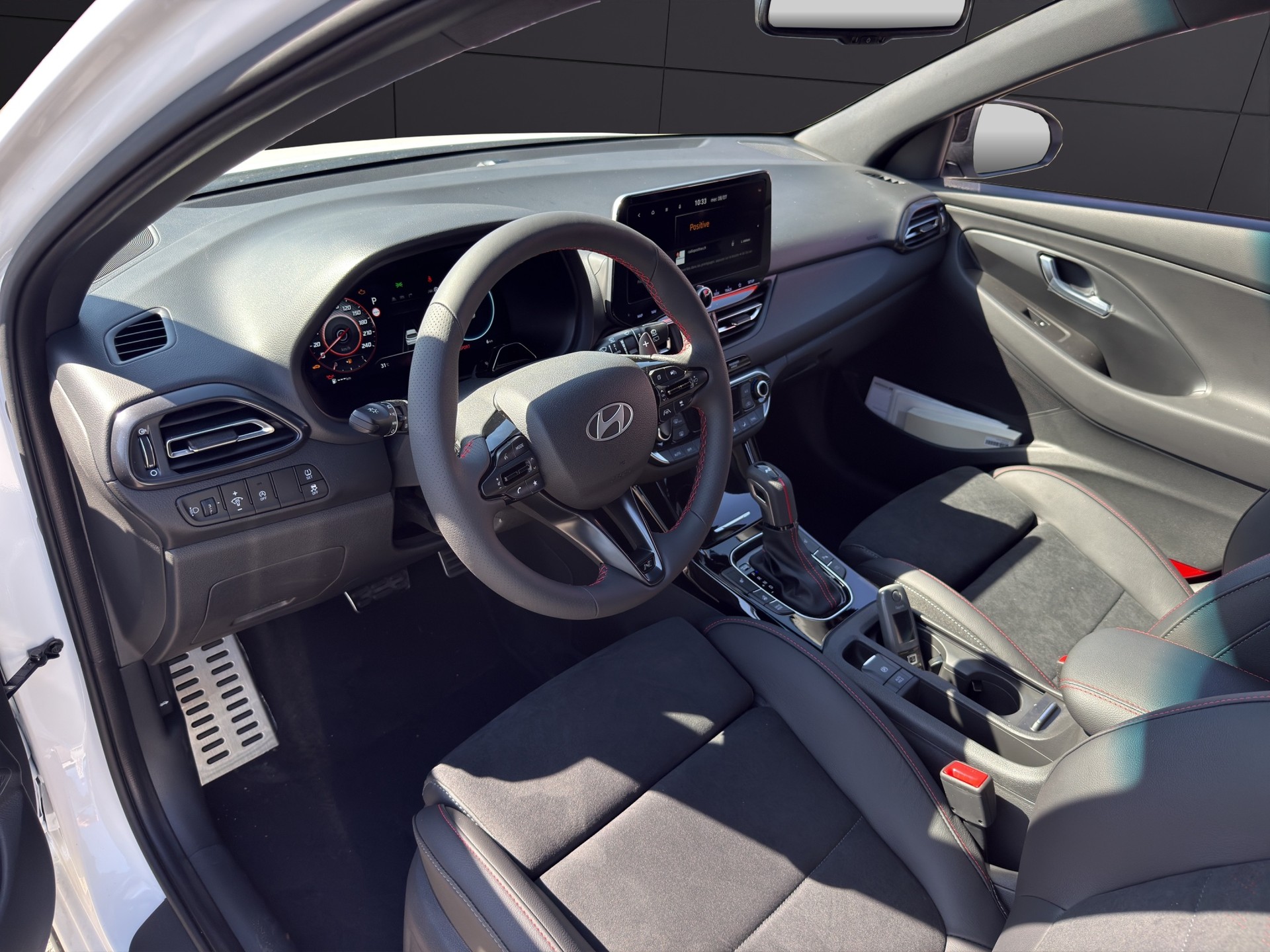 HYUNDAI i30 1.6 T-GDi N-Line DCT-image-13