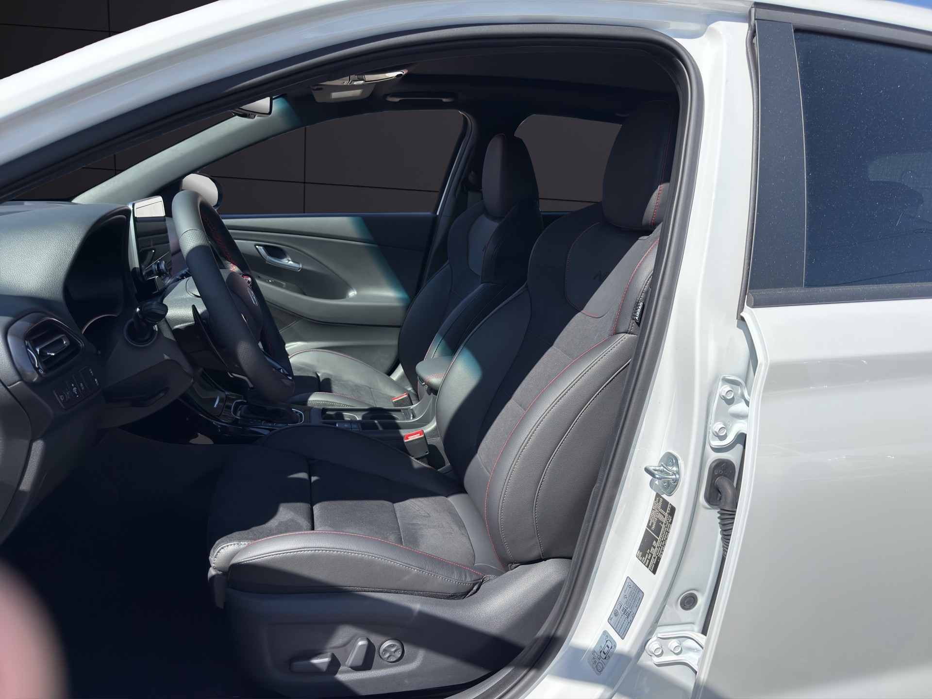 HYUNDAI i30 1.6 T-GDi N-Line DCT-image-14