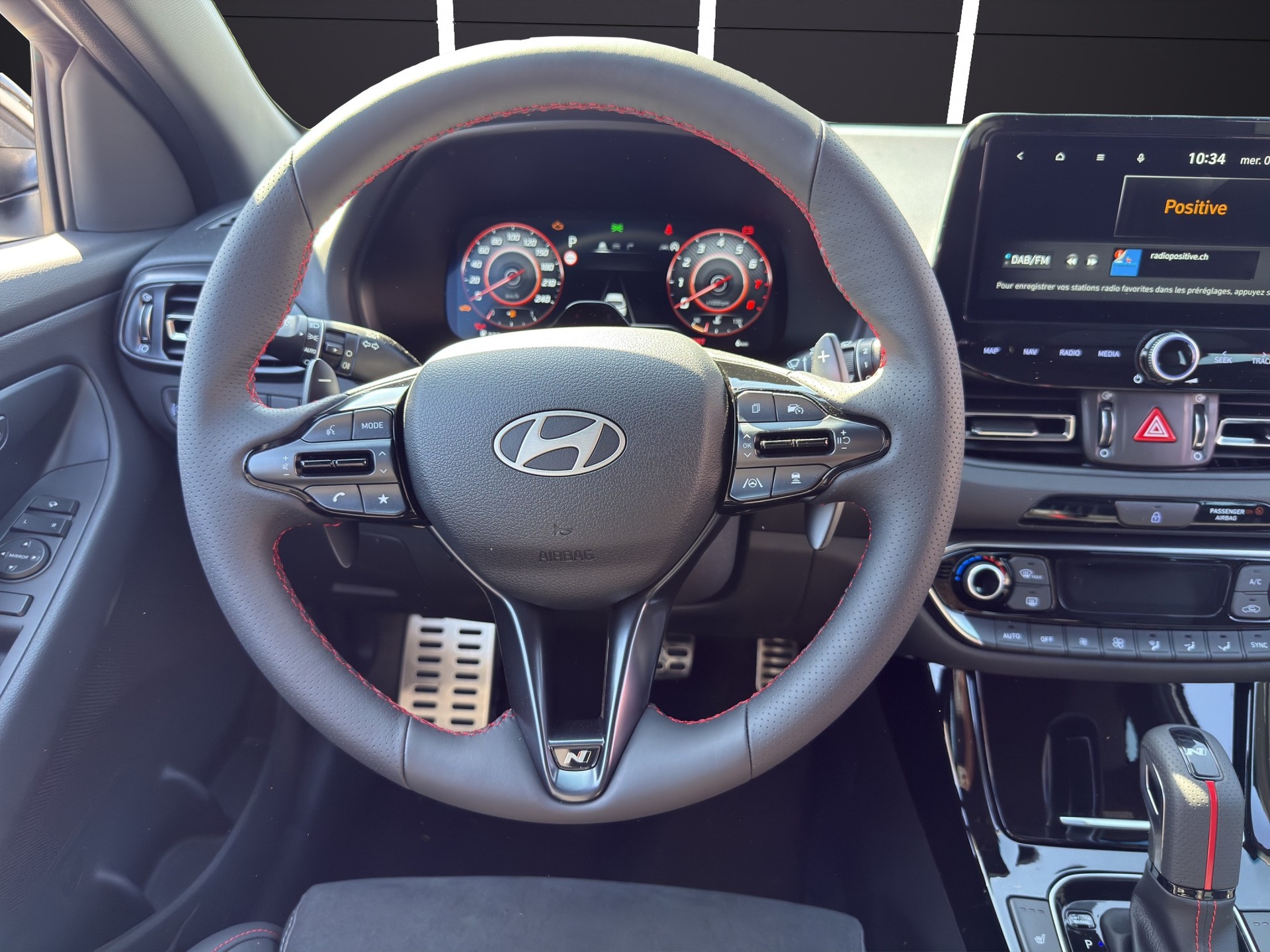 HYUNDAI i30 1.6 T-GDi N-Line DCT-image-9