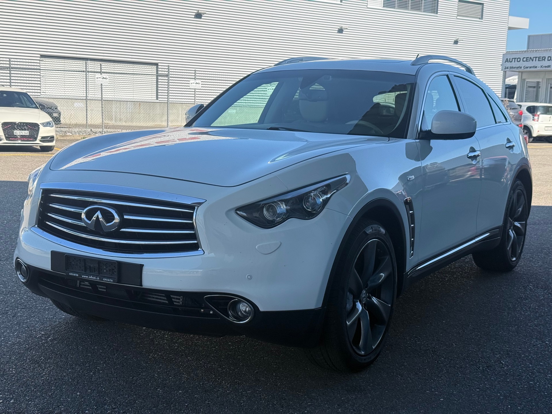 INFINITI QX70 3.0d S Premium AWD Automatic
