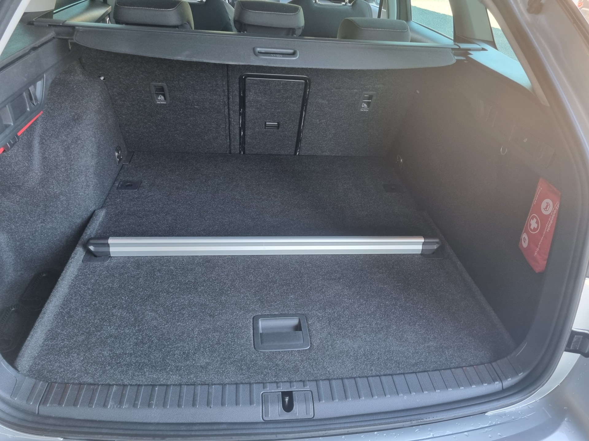 SKODA Octavia Combi 2.0 TDI DSG Ambition 4x4-image-9