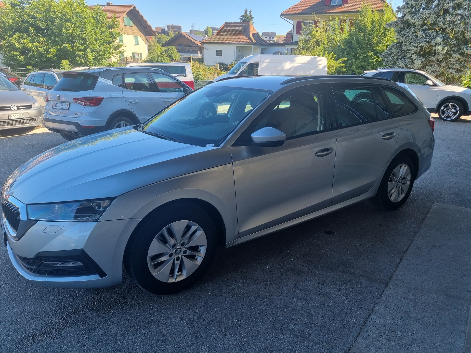 SKODA Octavia Combi 2.0 TDI DSG Ambition 4x4-image-6
