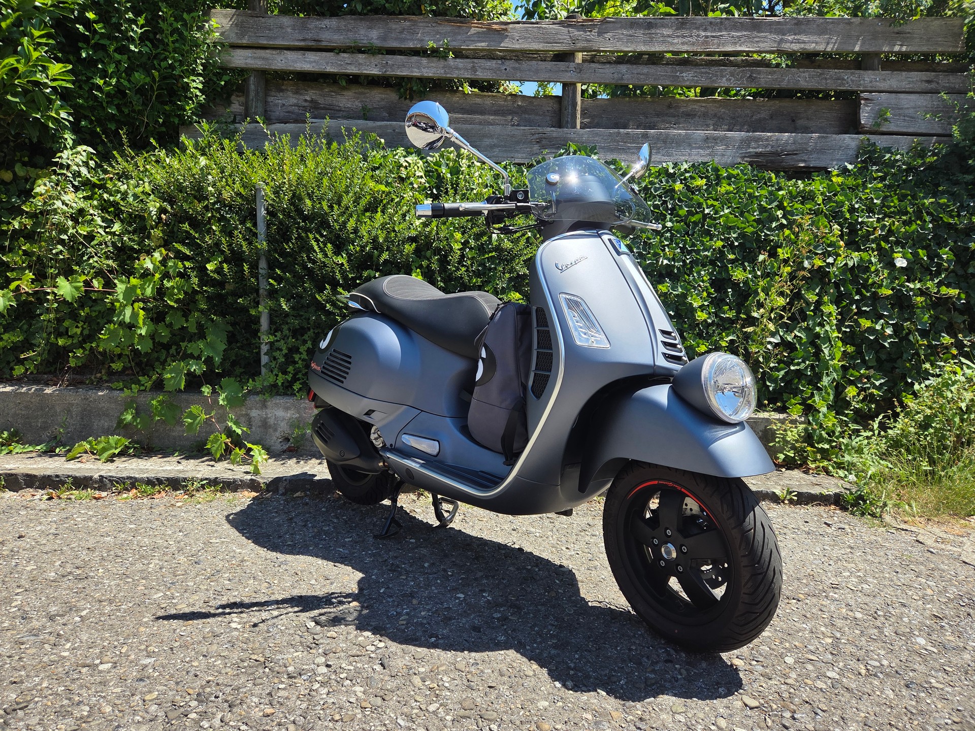 PIAGGIO Vespa GTV 300 Sei Giorni ABS-image-2