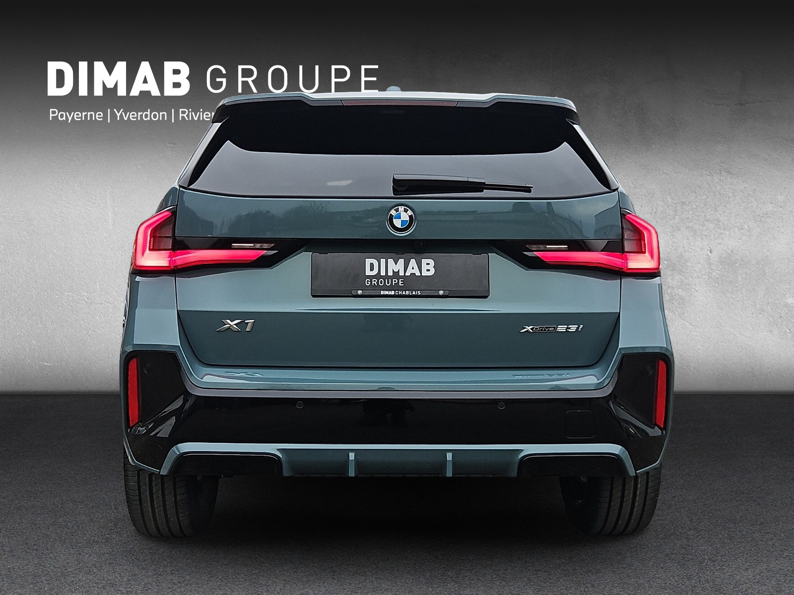 BMW X1 xDrive 23i 48V M Sport-showroom-element-3