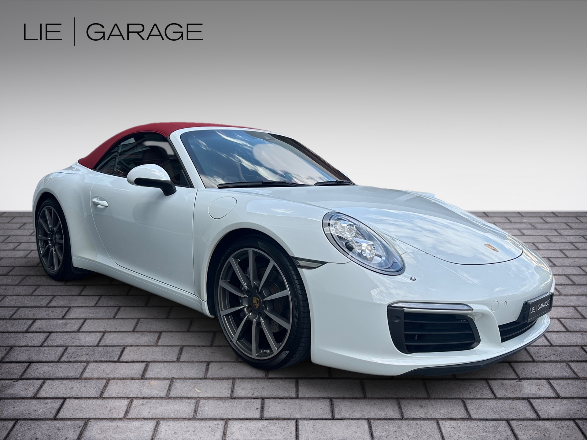 PORSCHE 911 Cabrio Carrera PDK-showroom-element-1