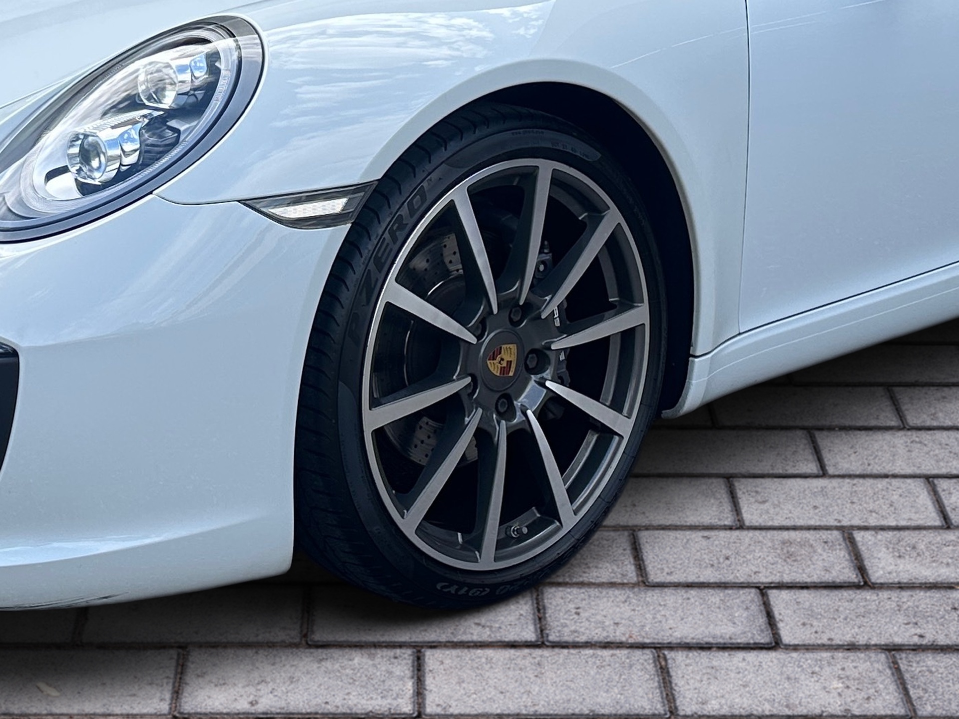PORSCHE 911 Cabrio Carrera PDK-image-5