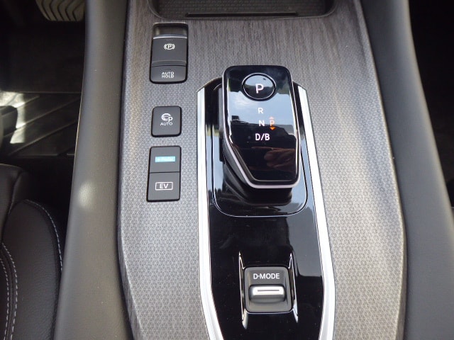 NISSAN Qashqai 1.5 VC-T e-Power Tekna-image-10