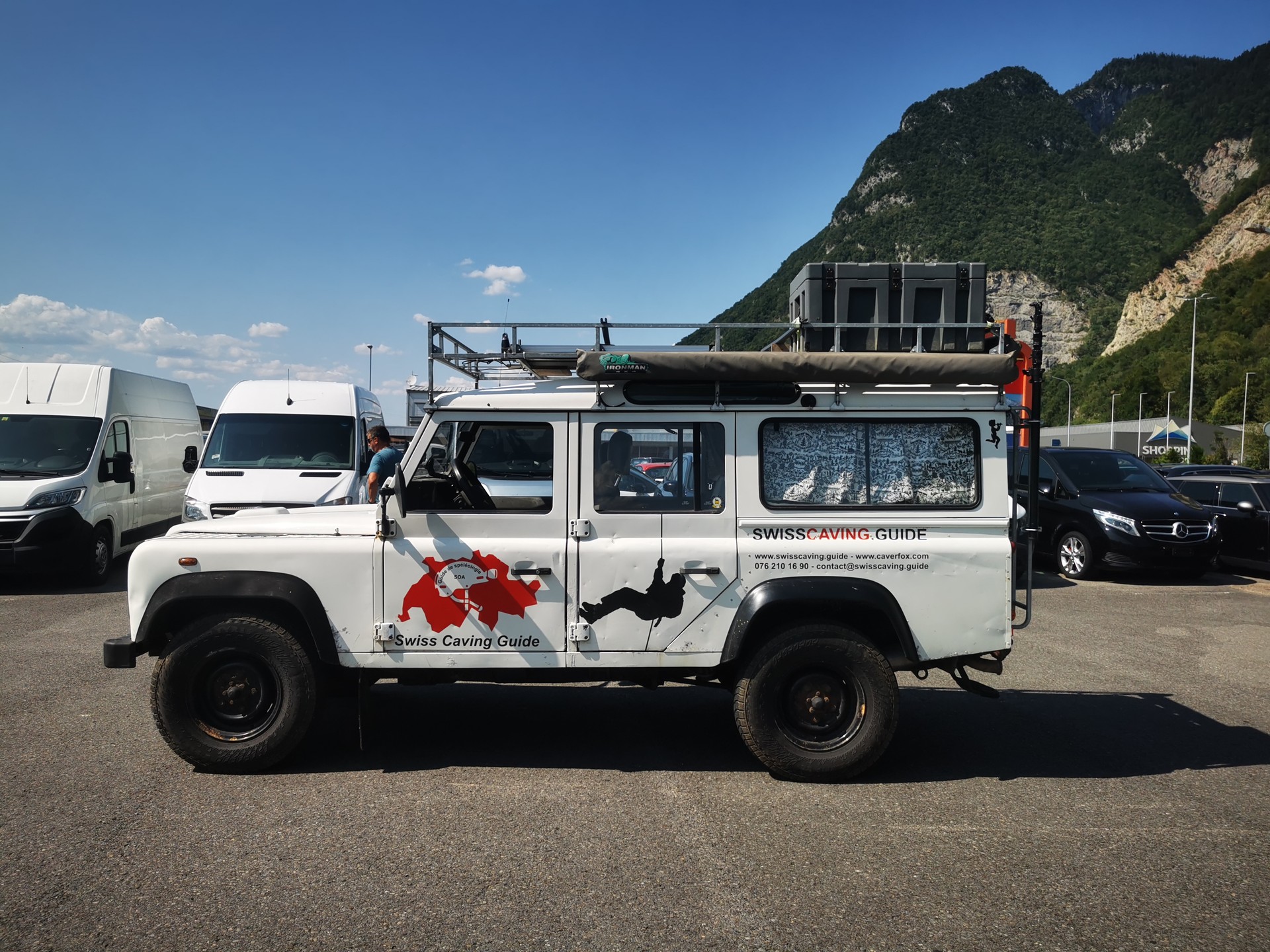 LAND ROVER Defender 110 SW 2.5 Td5
