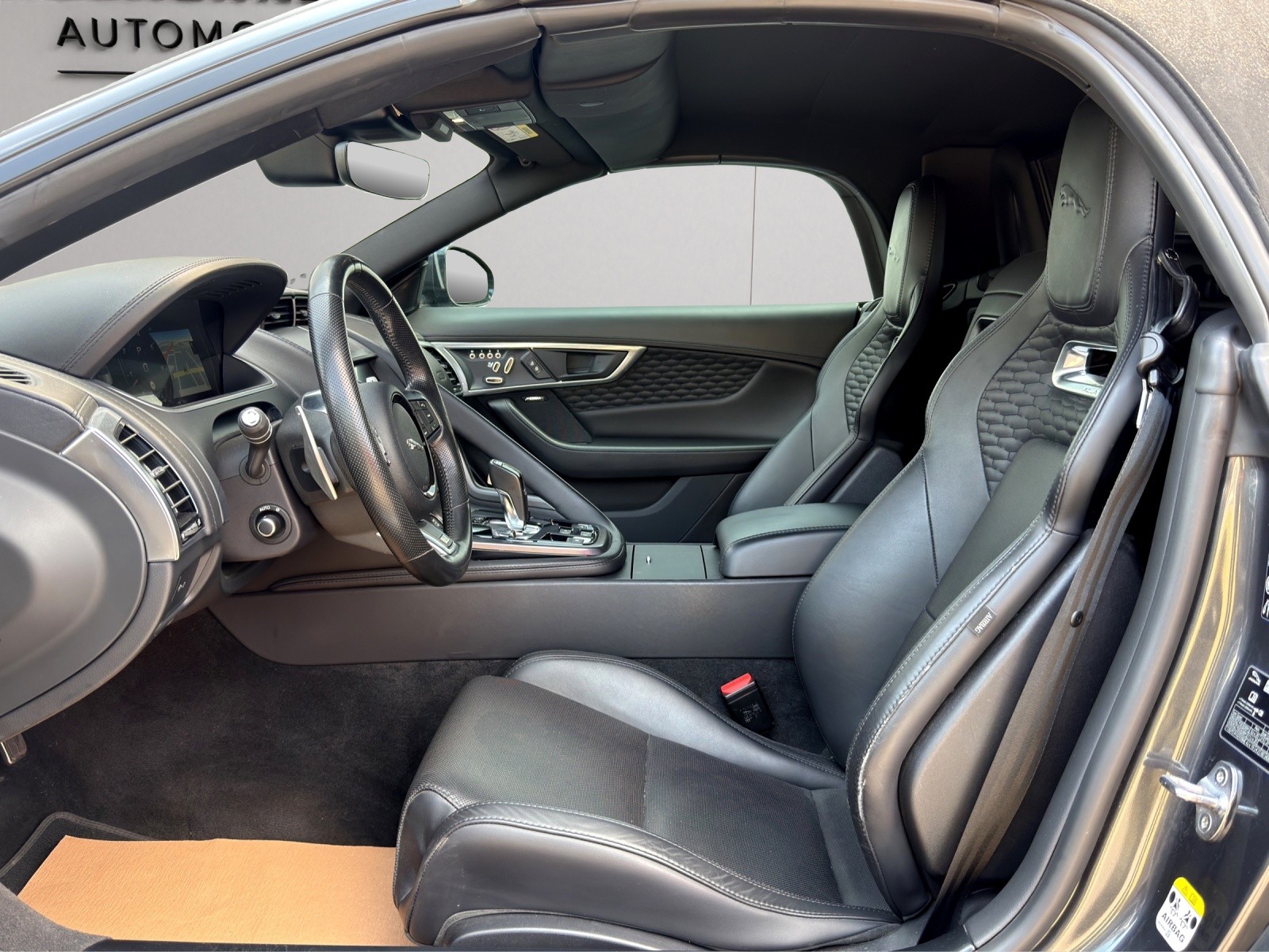 JAGUAR F-Type Coupé 5.0 V8 R75 Automatik AWD-image-10