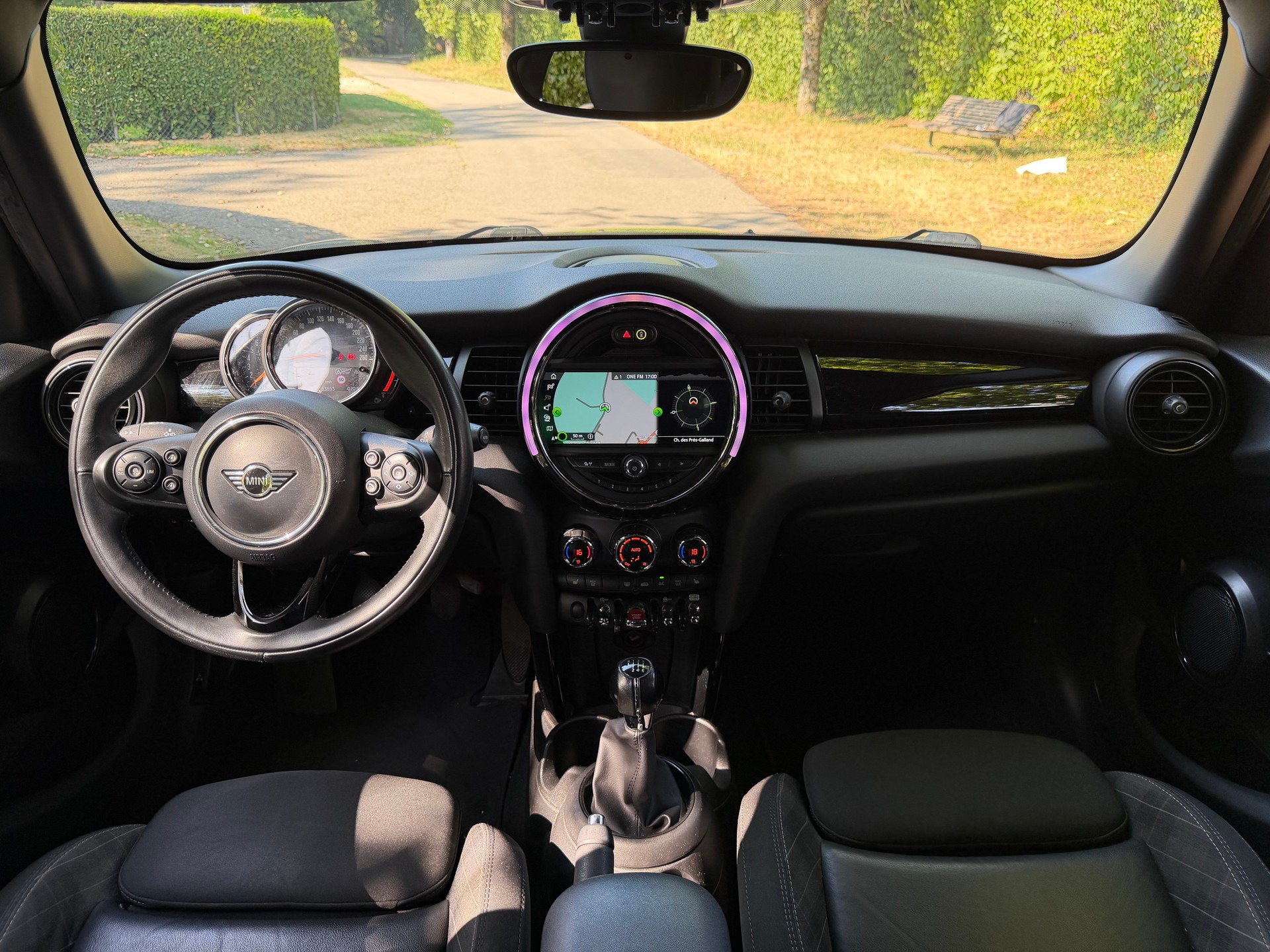 MINI Cooper-image-12