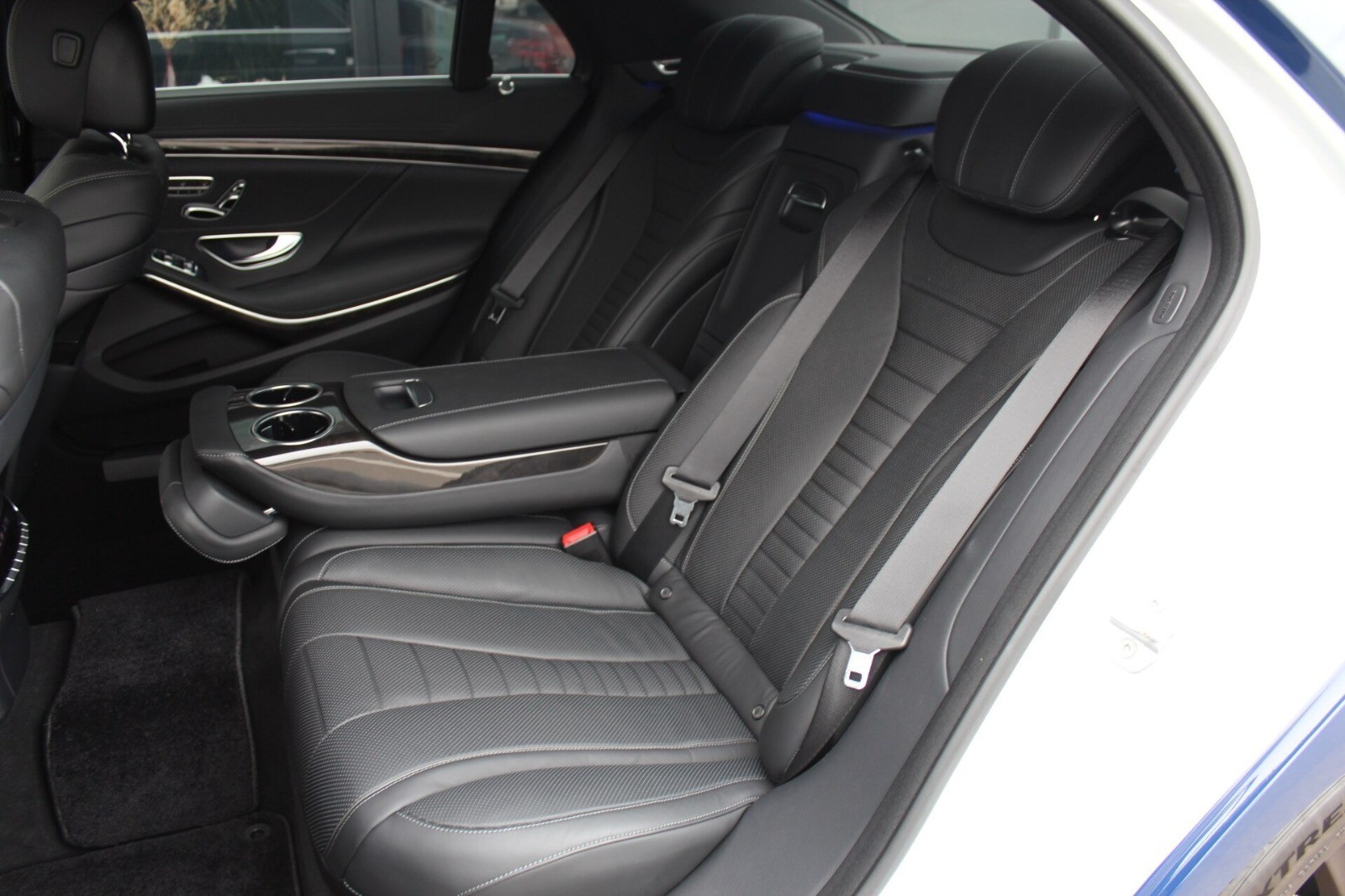 MERCEDES-BENZ S 500 V8 lang-image-13