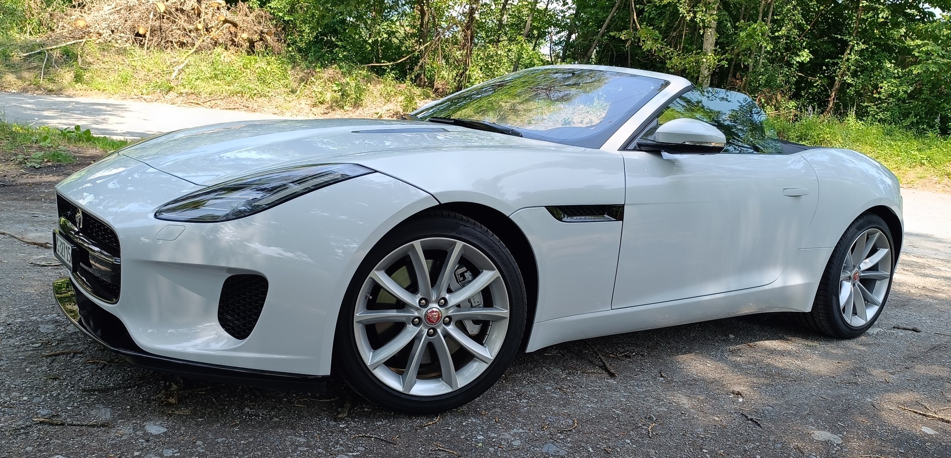 JAGUAR 2.0 CABRIOLET R-Dynamic Automatic Seulement 4'000 Km état neuf-image-2