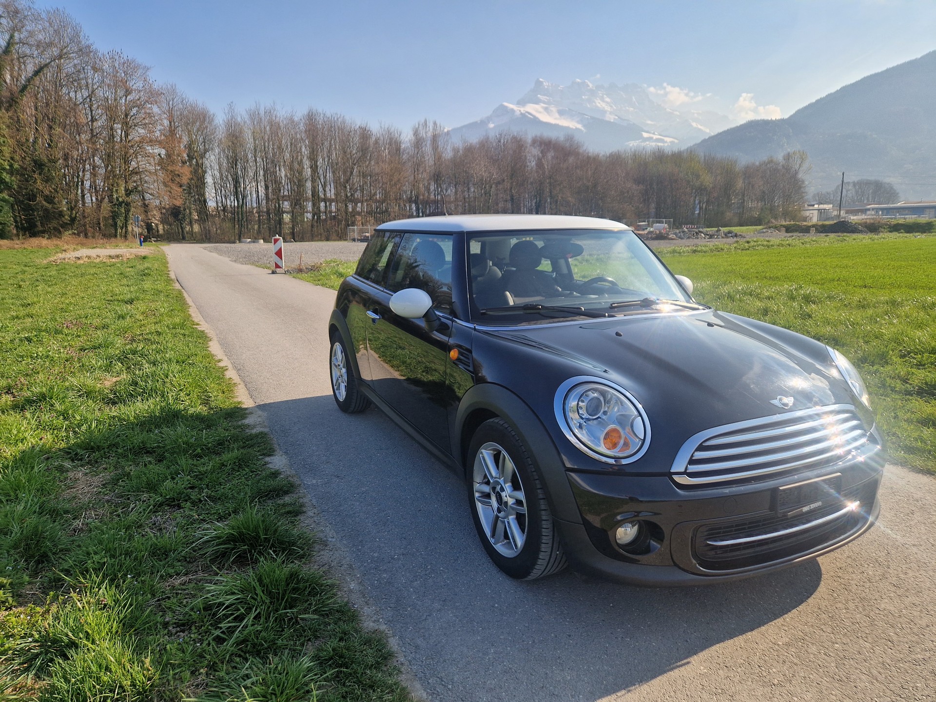 MINI Cooper-image-2