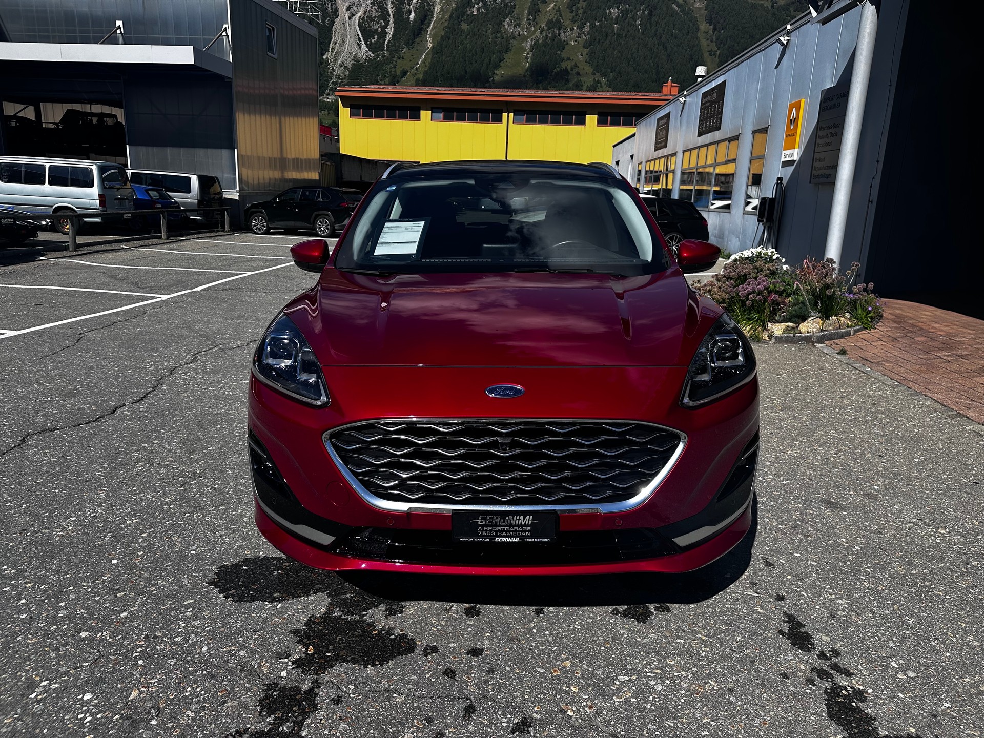 FORD Kuga 2.5 Hybrid Vignale 4x4-showroom-element-2