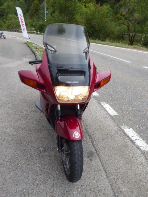 HONDA ST 1100 A N/P Pan-European-showroom-element-1