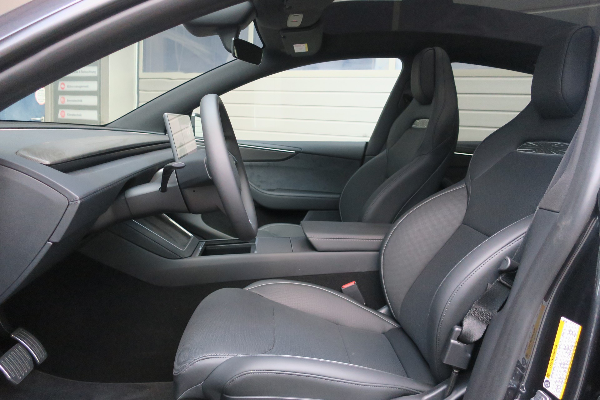 TESLA Model Y Performance-image-6