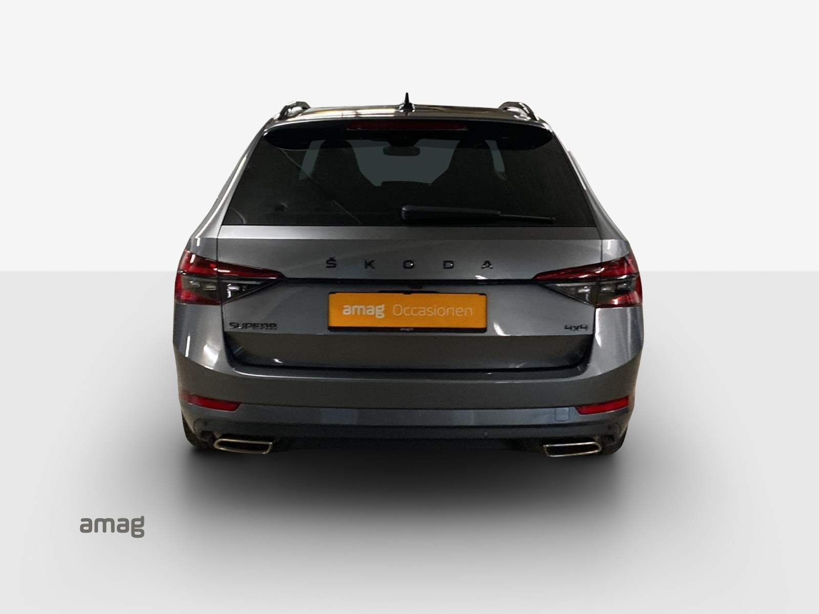 SKODA Superb Combi 2.0 TSI SportLine Light 4x4 DSG-showroom-element-2