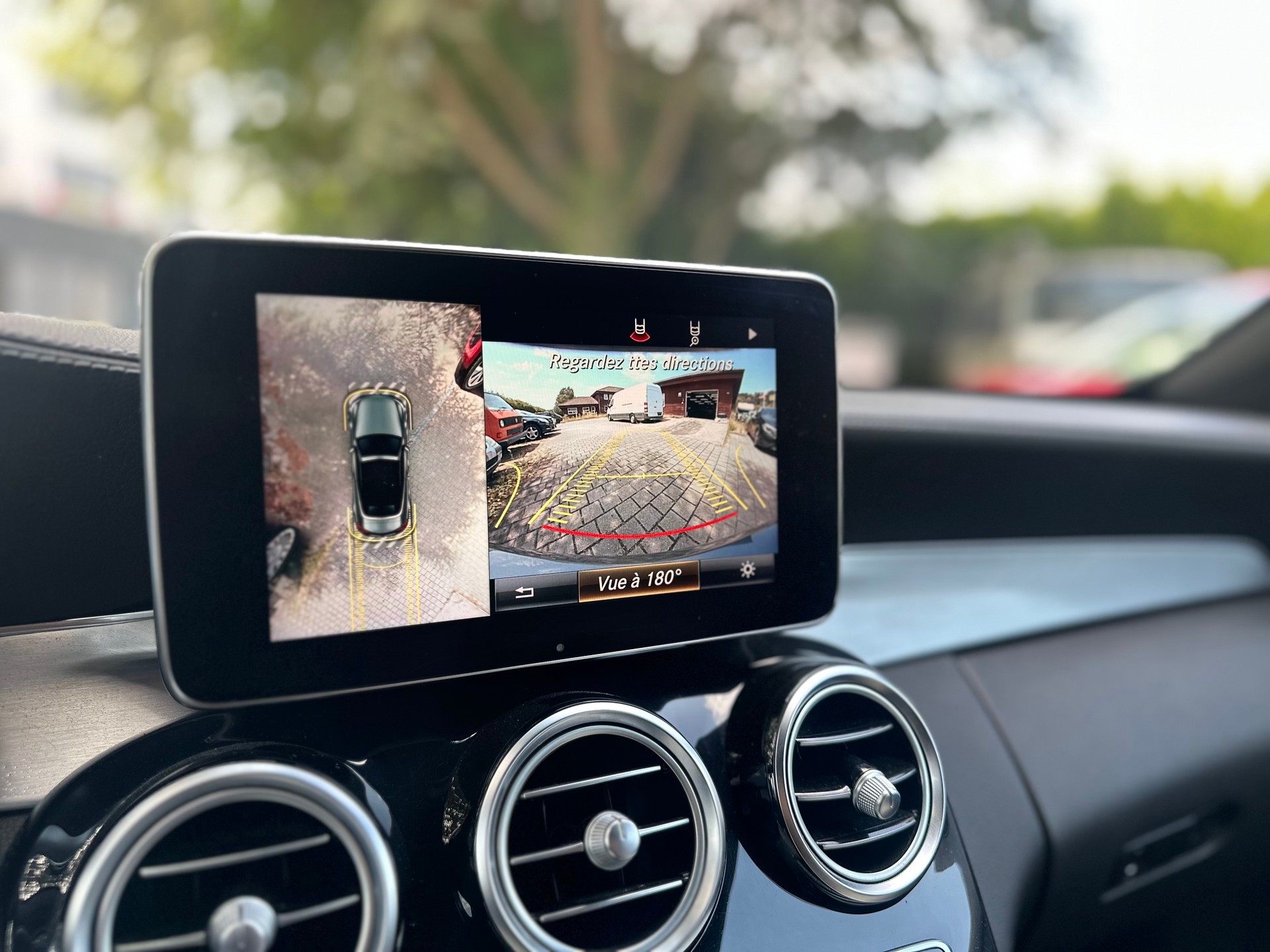 MERCEDES-BENZ C 63 S Cabriolet AMG Speedshift-image-14