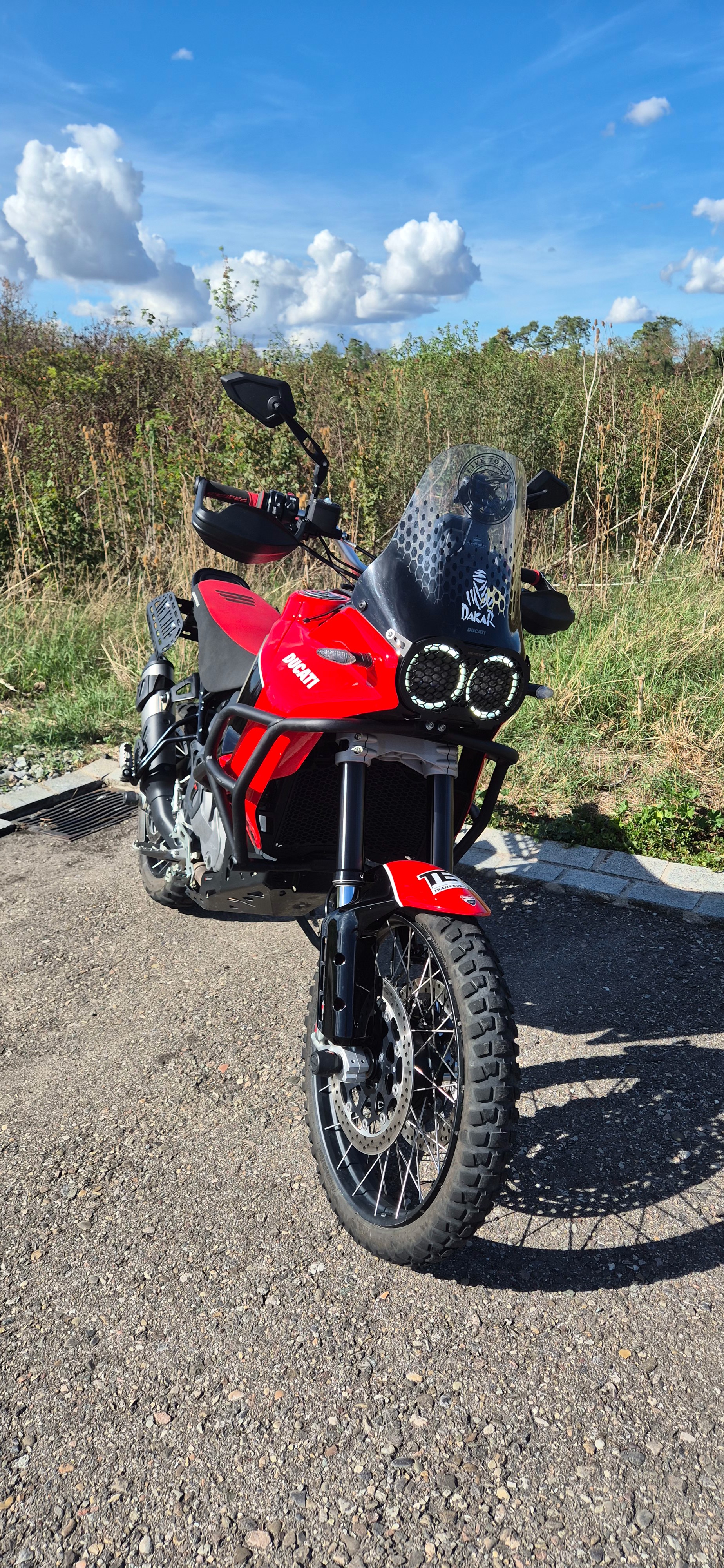 DUCATI Desert X mit Speziallackierung-image-9
