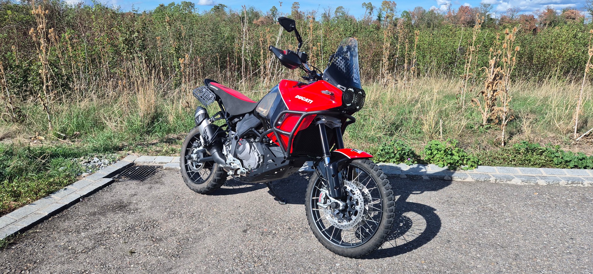 DUCATI Desert X mit Speziallackierung-image-6