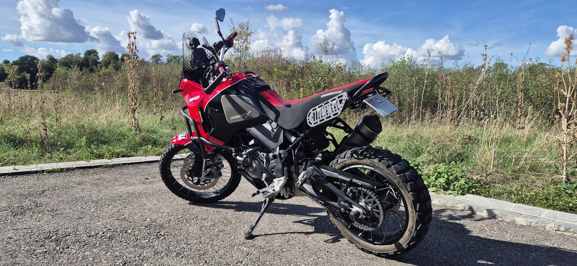 DUCATI Desert X mit Speziallackierung-image-3