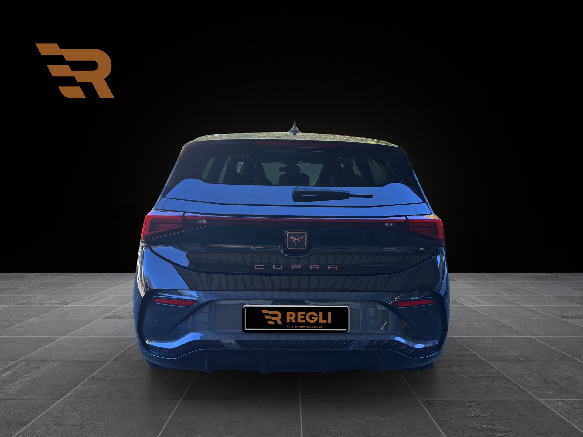 CUPRA Born 59 kWh e-Boost-showroom-element-3