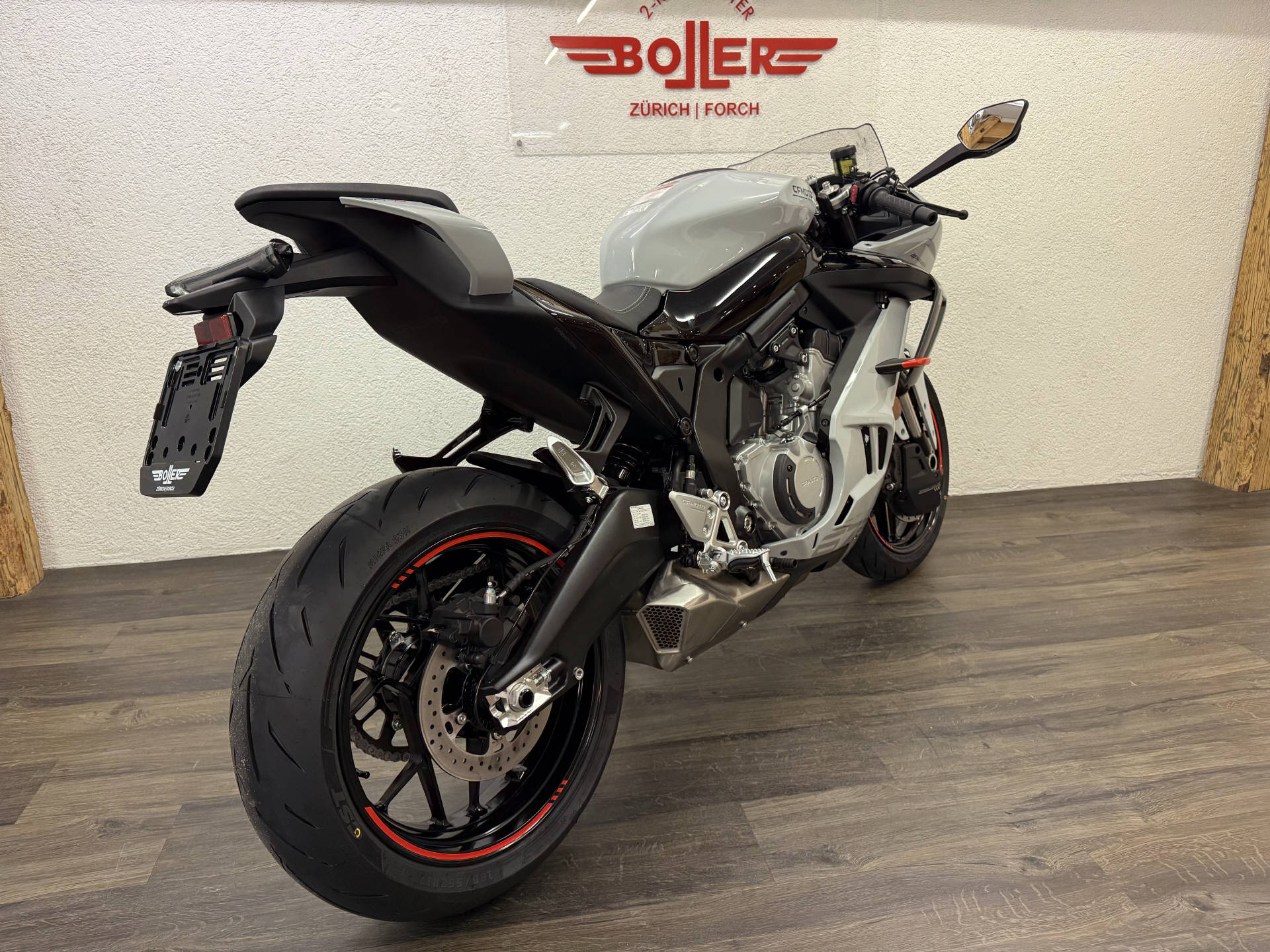 CF MOTO 675 SR-R-image-4