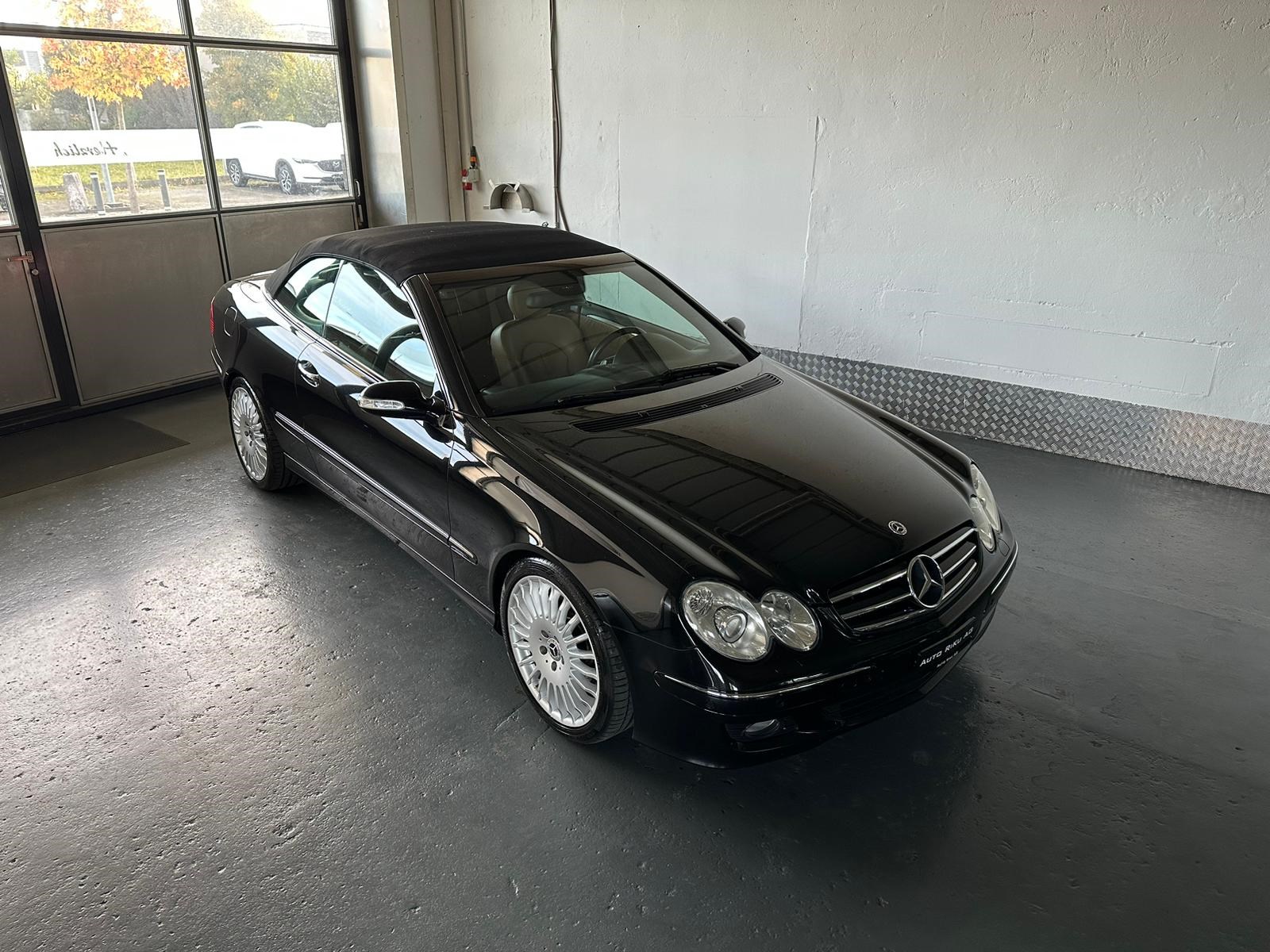 MERCEDES-BENZ CLK 350 Elégance 7G-Tronic-showroom-element-1