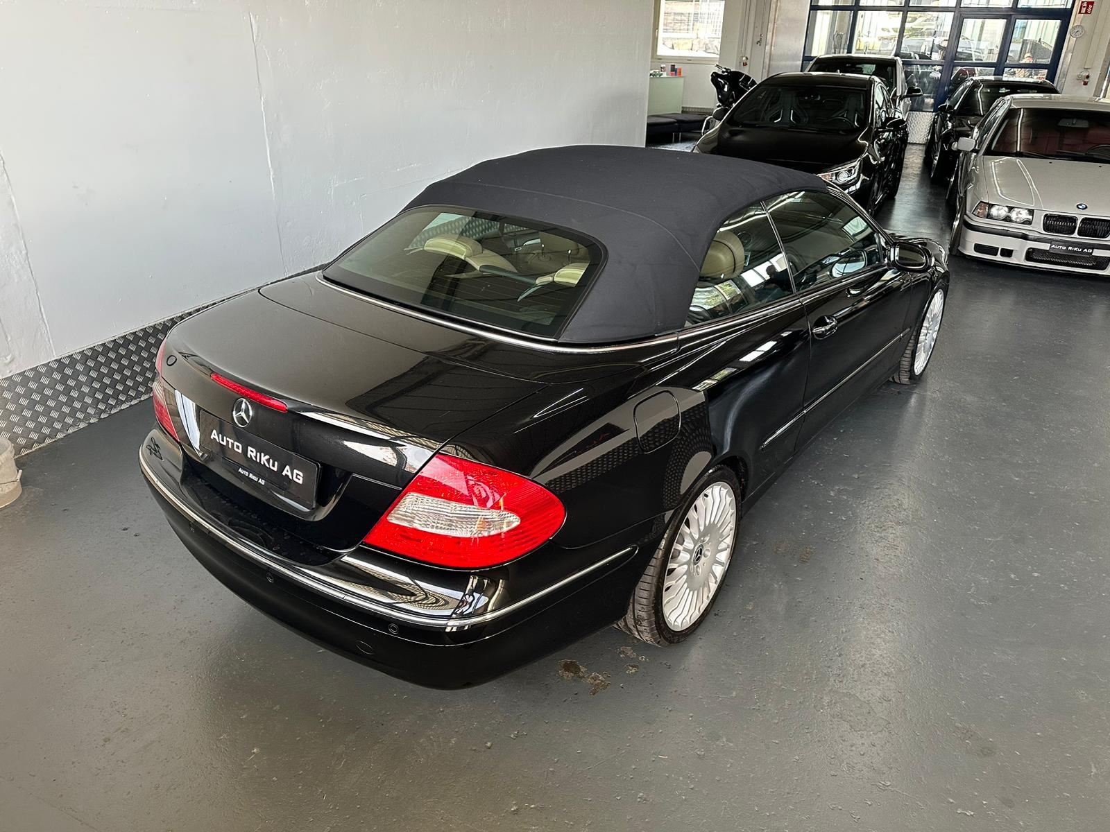 MERCEDES-BENZ CLK 350 Elégance 7G-Tronic-image-13