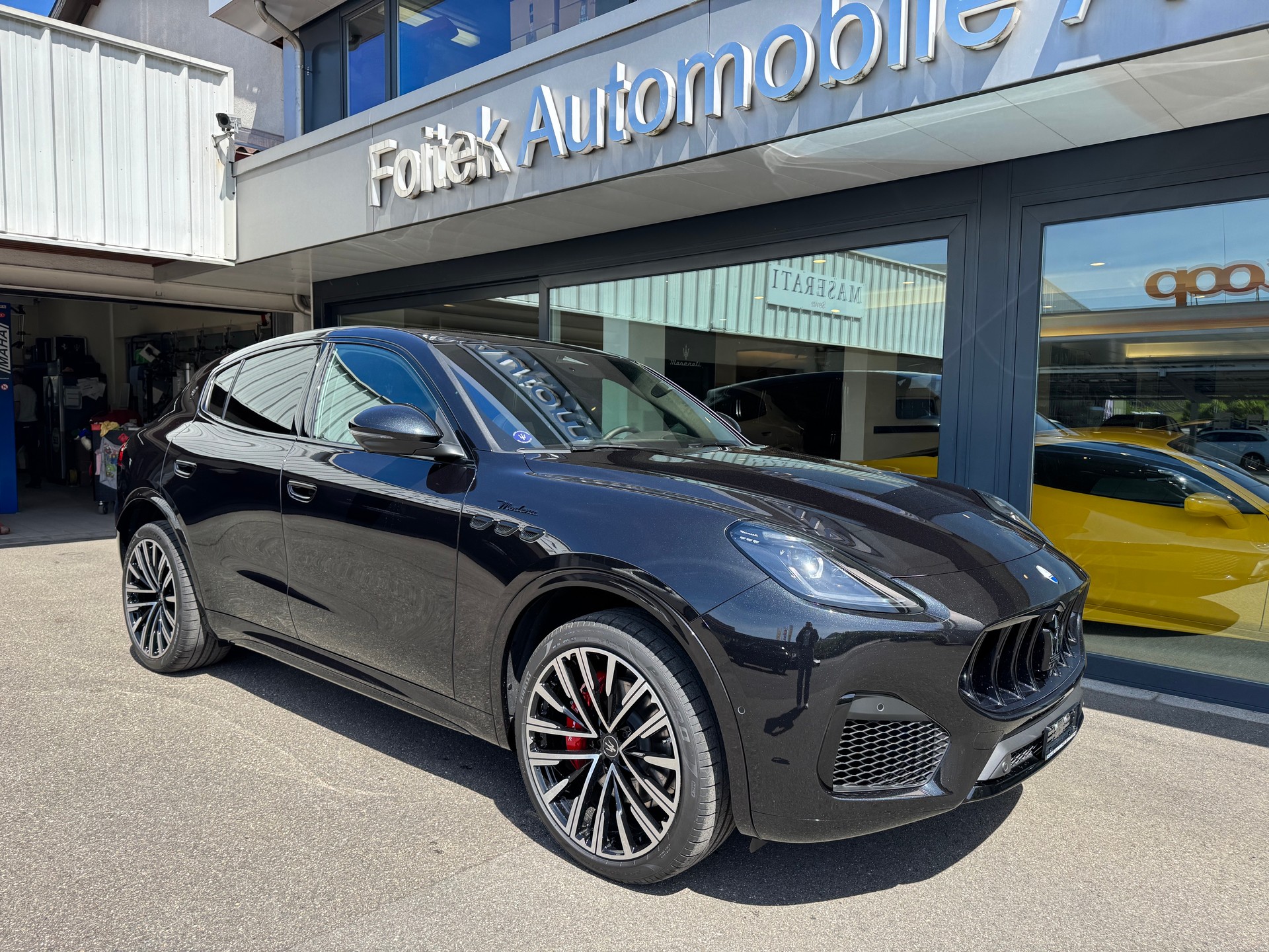 MASERATI Grecale 2.0 MHEV Modena-showroom-element-2