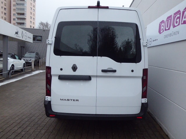 RENAULT Master T35 2.0 Blue dCi 130 L2H2 Advance-image-2